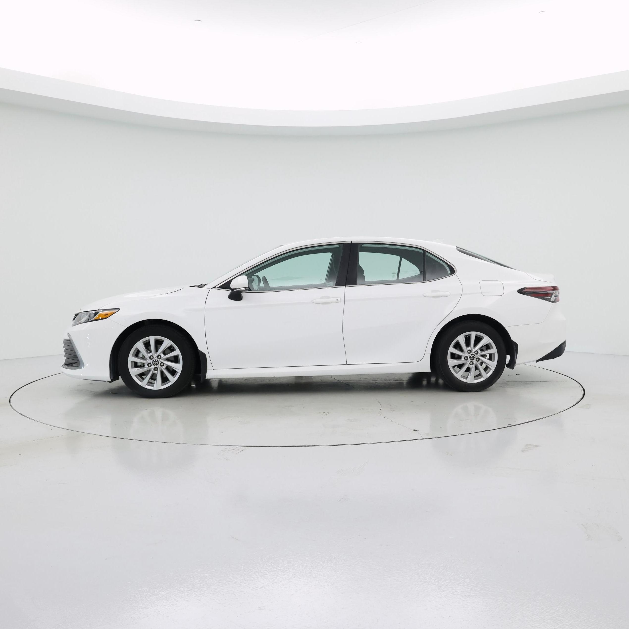 Thumbnail: 2023 Toyota Camry - 3
