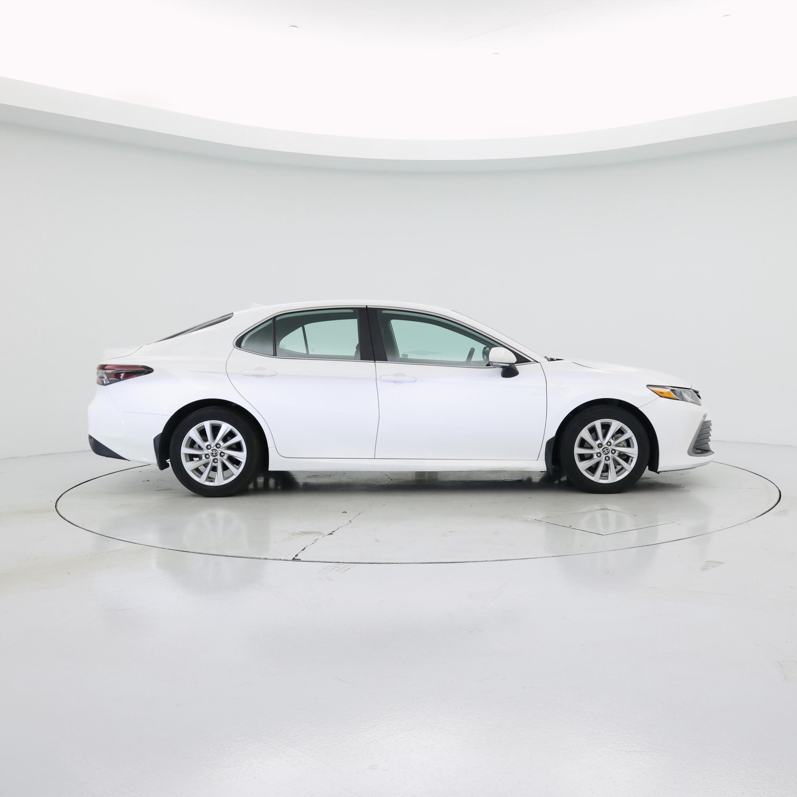 Thumbnail: 2023 Toyota Camry - 7
