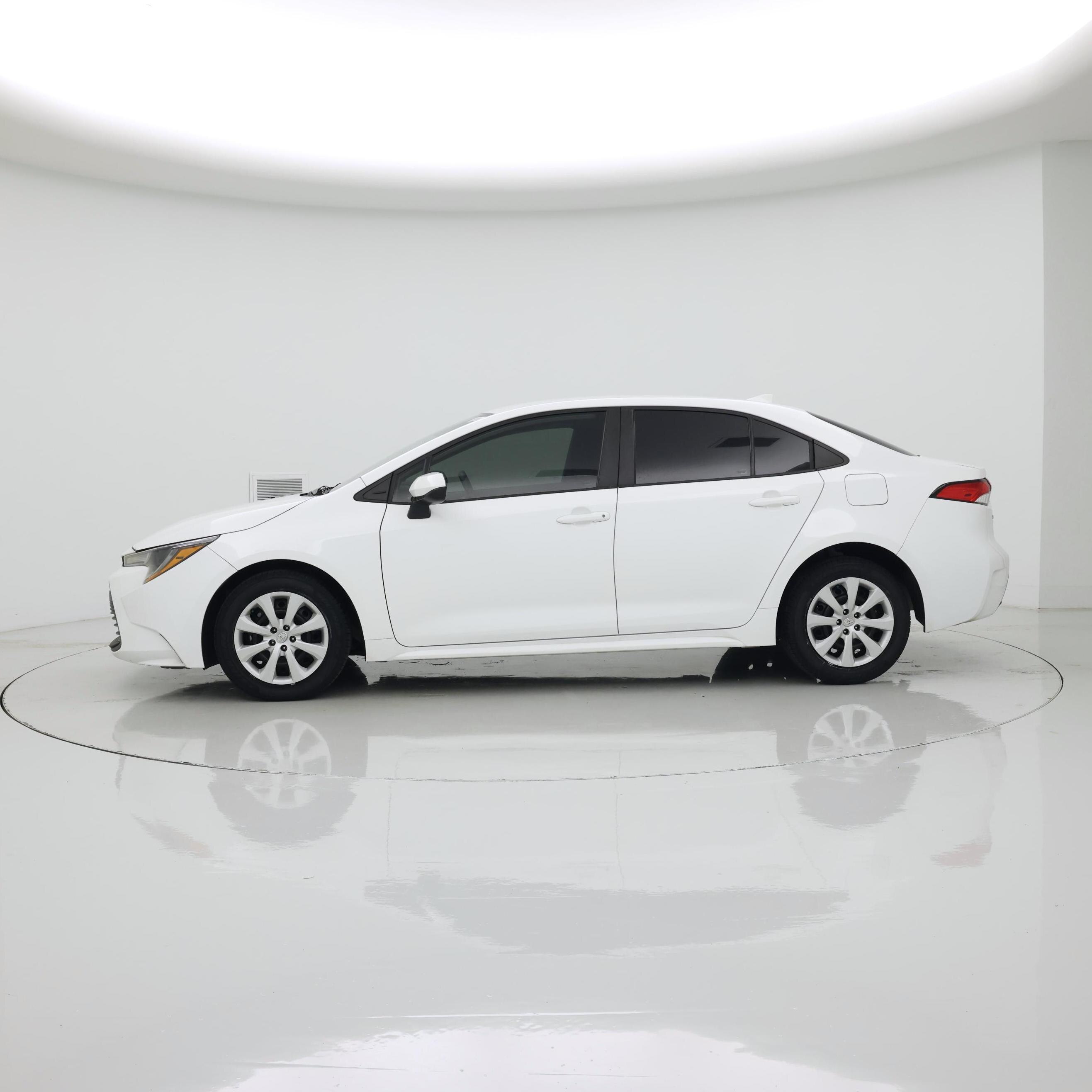 Thumbnail: 2024 Toyota Corolla - 3
