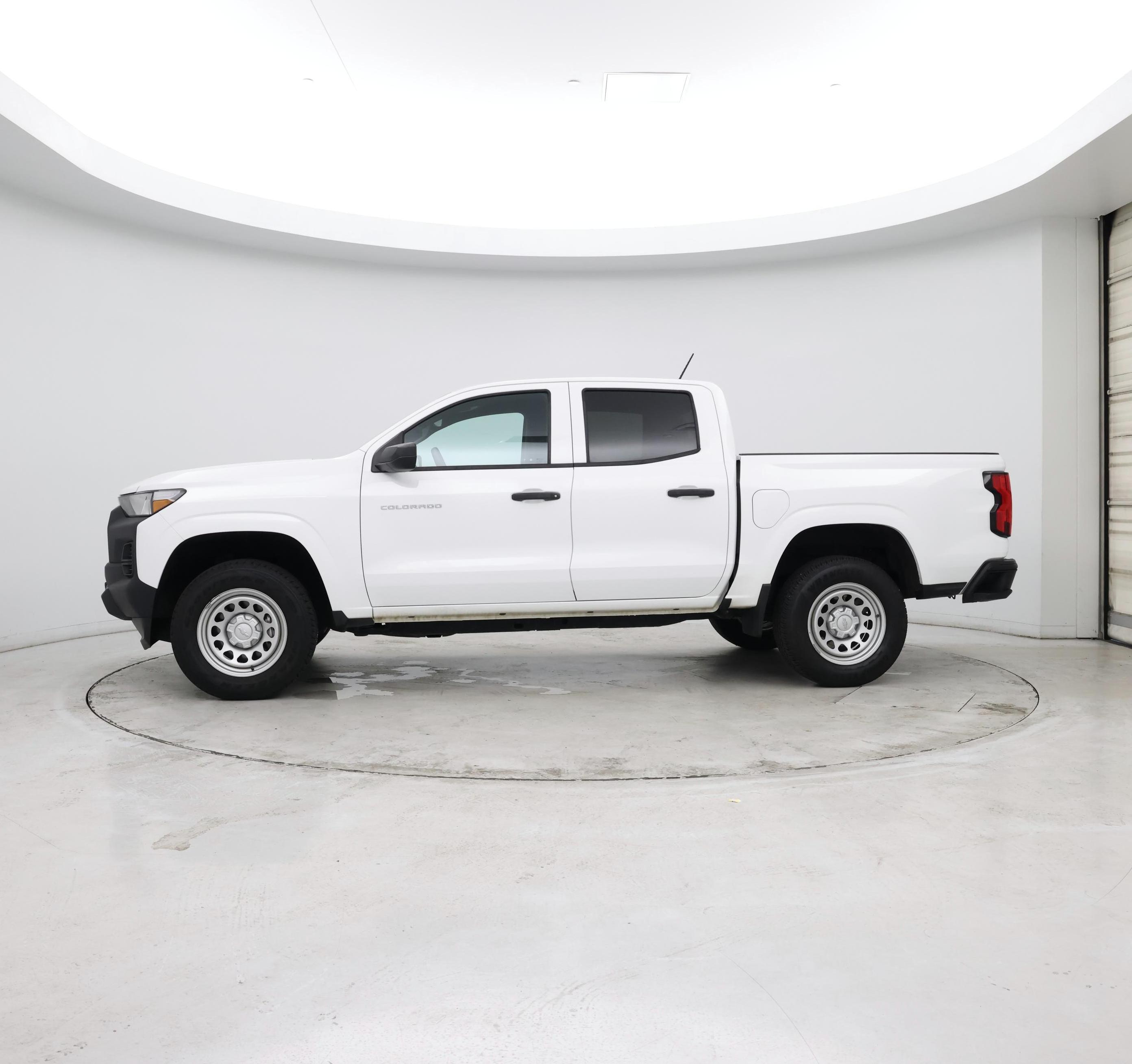 Thumbnail: 2023 Chevrolet Colorado - 2
