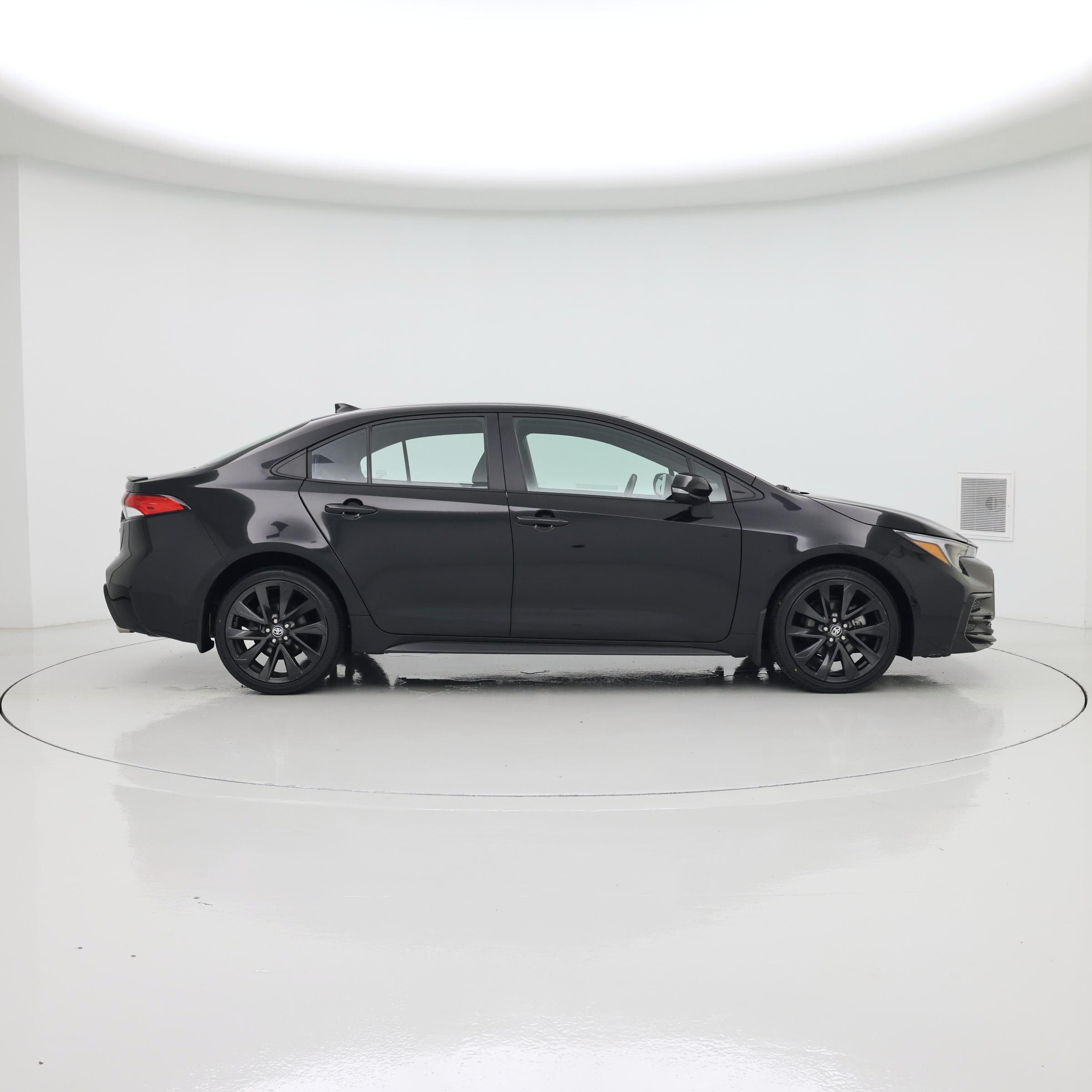 Thumbnail: 2023 Toyota Corolla - 7