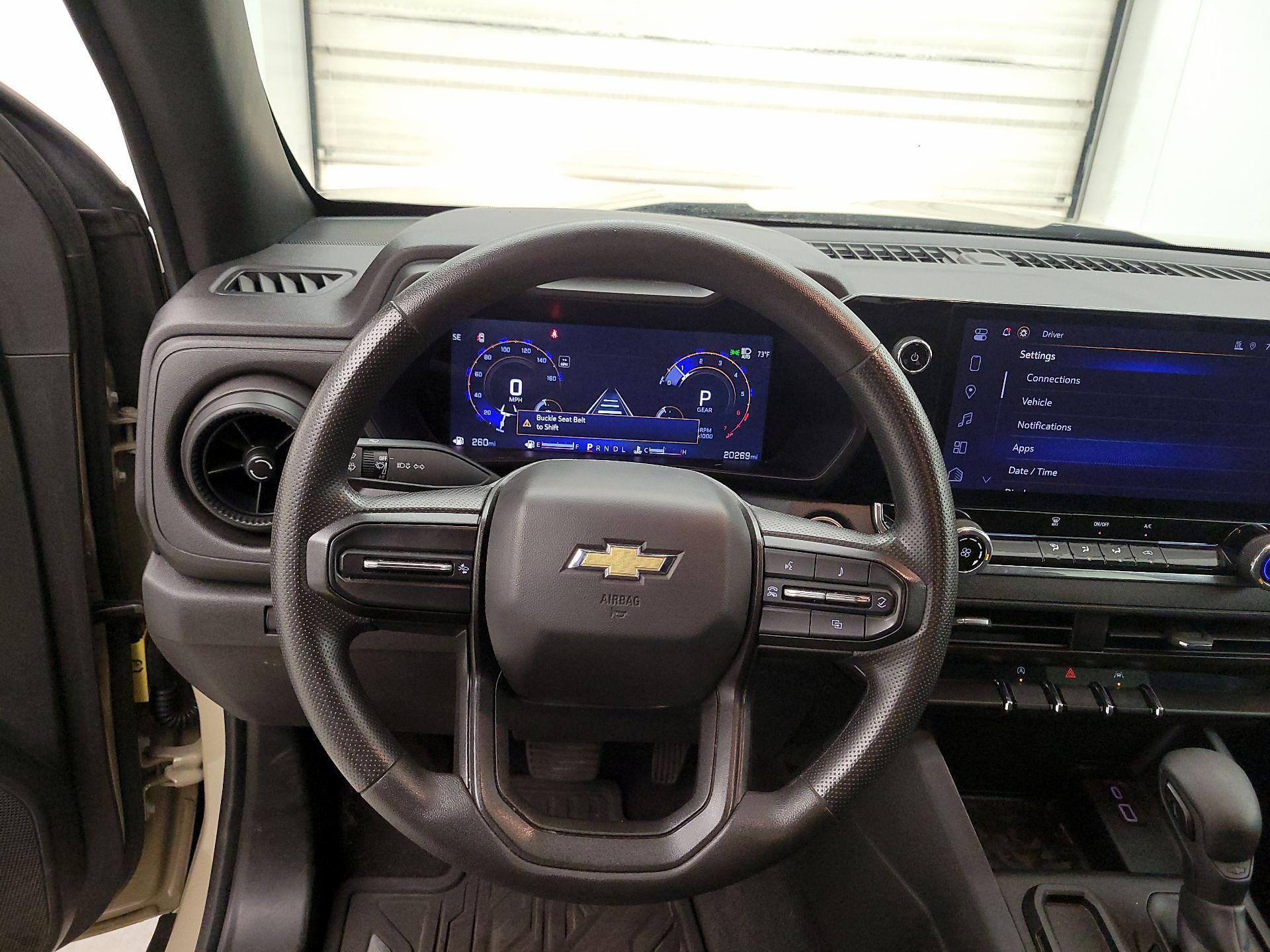 Thumbnail: 2024 Chevrolet Colorado - 10