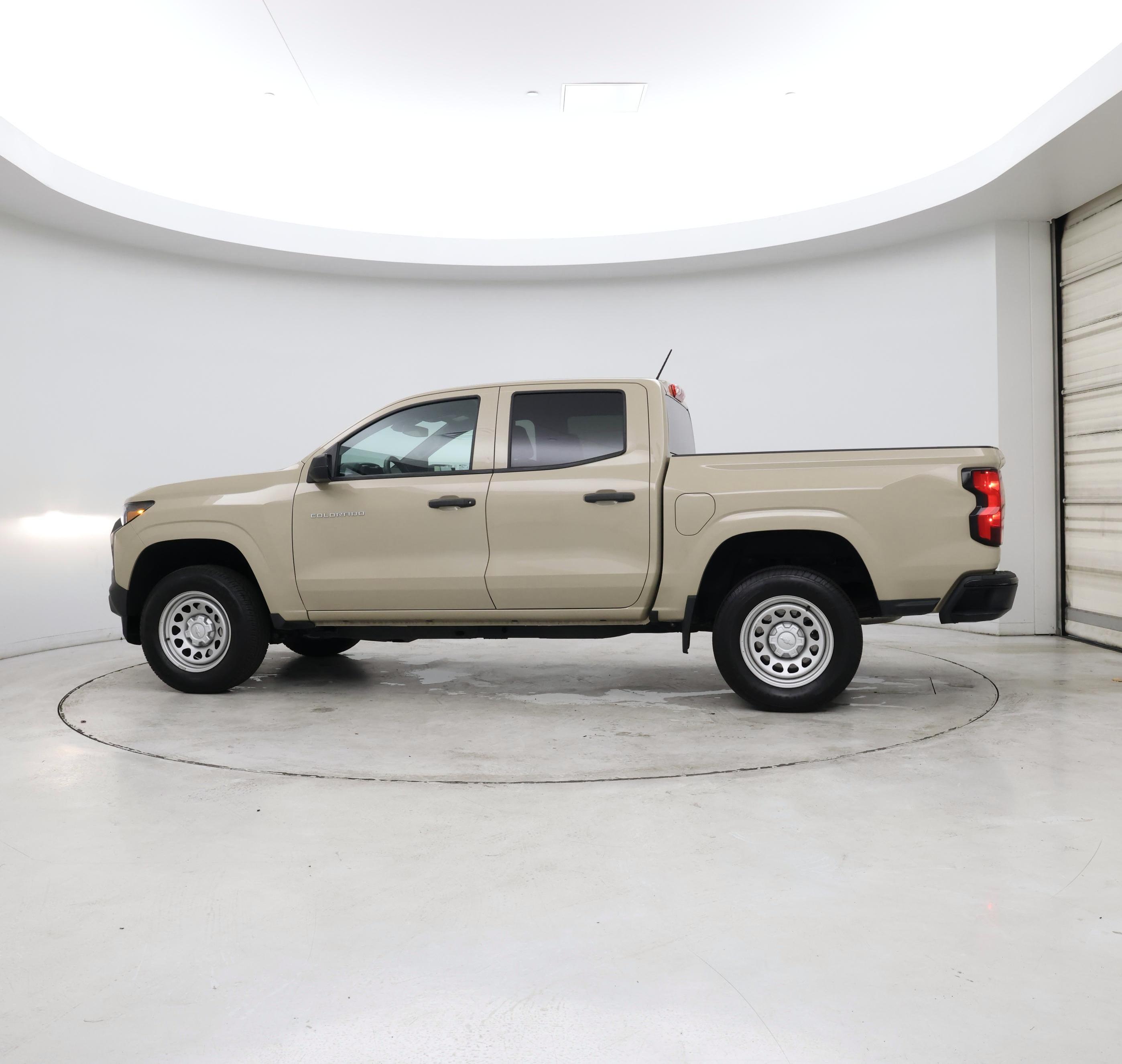 Thumbnail: 2024 Chevrolet Colorado - 3