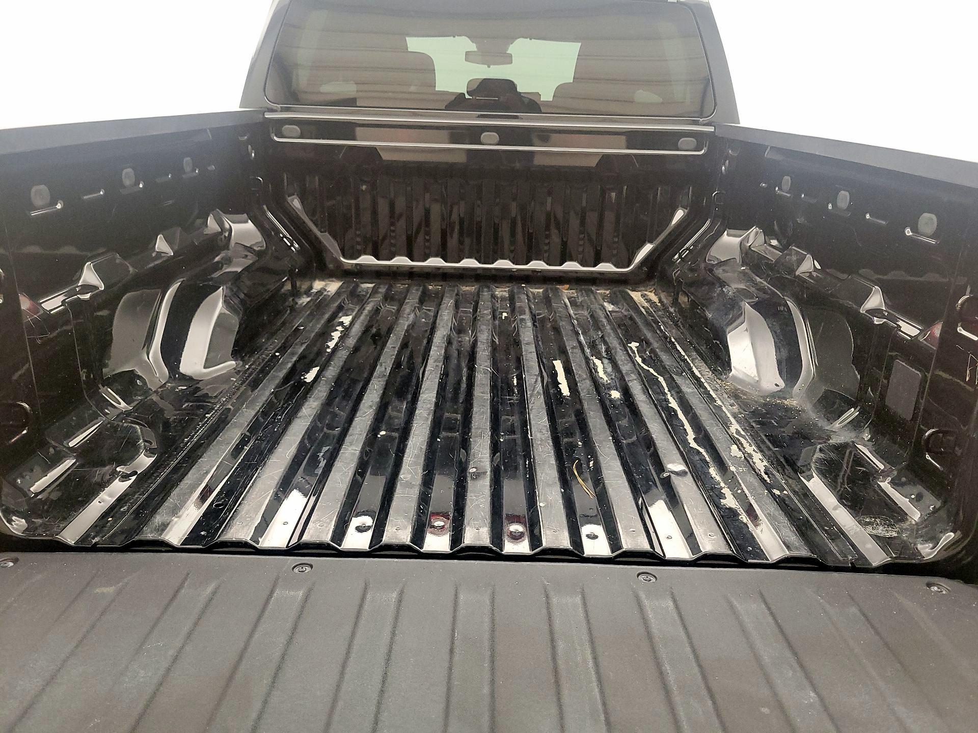 Thumbnail: 2024 Chevrolet Colorado - 20
