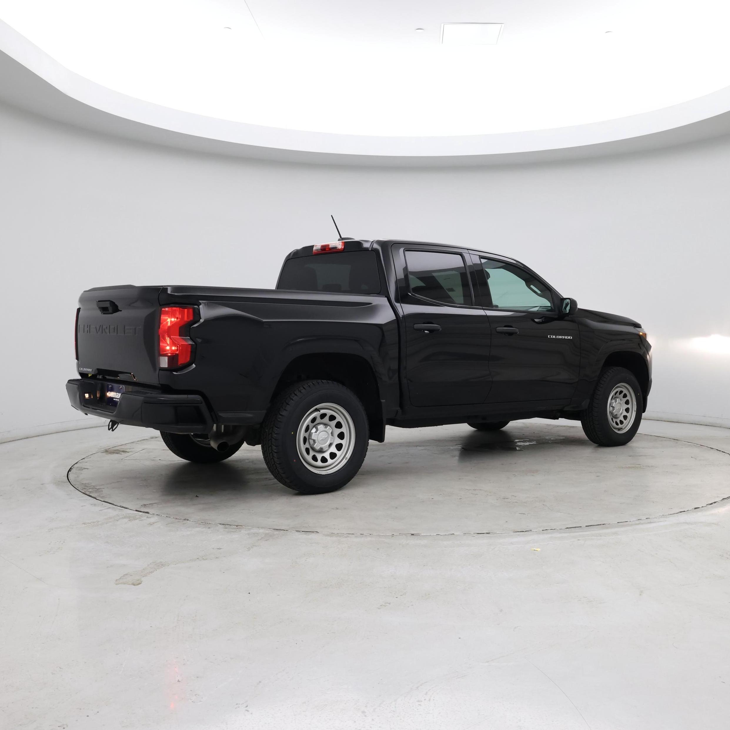 Thumbnail: 2024 Chevrolet Colorado - 6