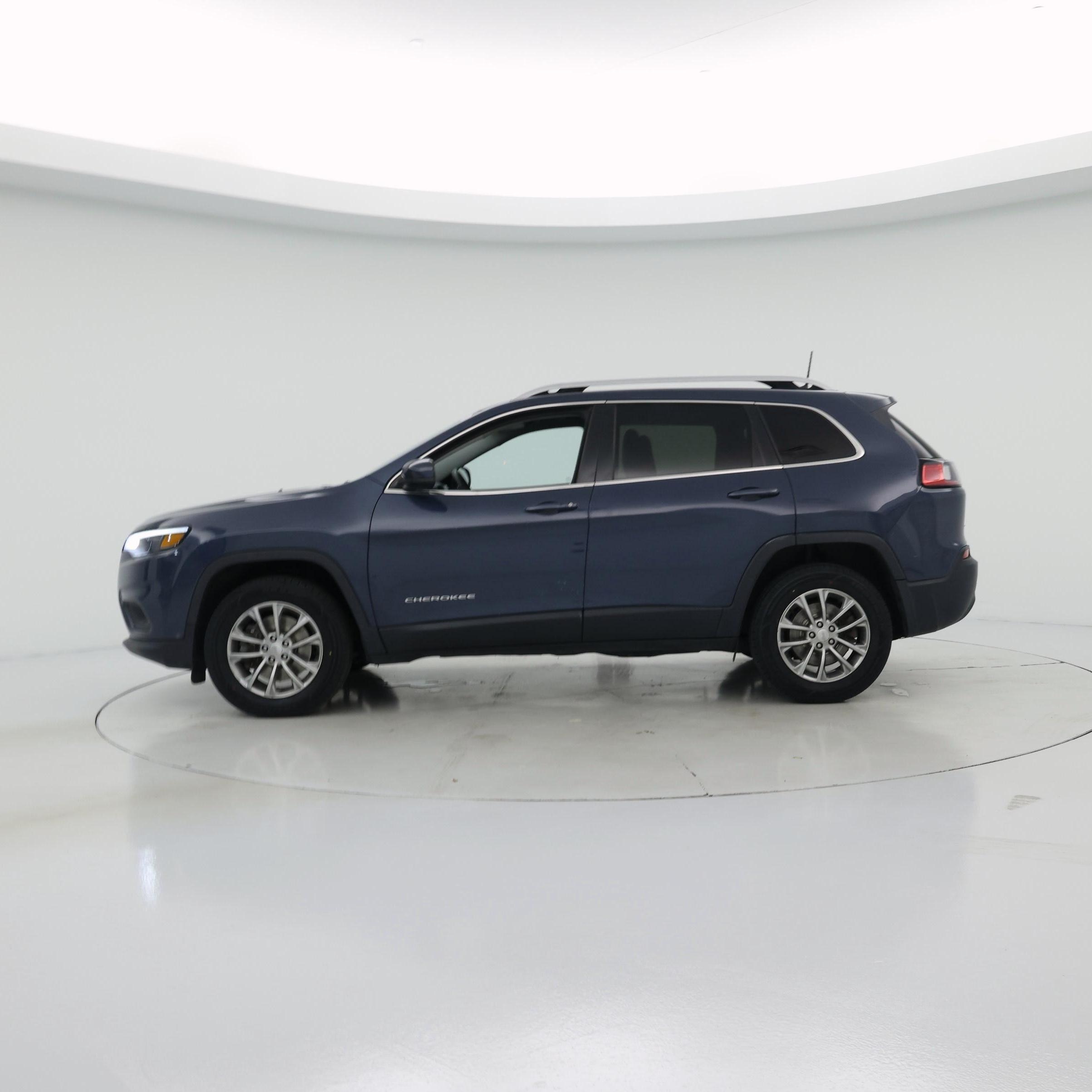 Thumbnail: 2020 Jeep Cherokee - 3