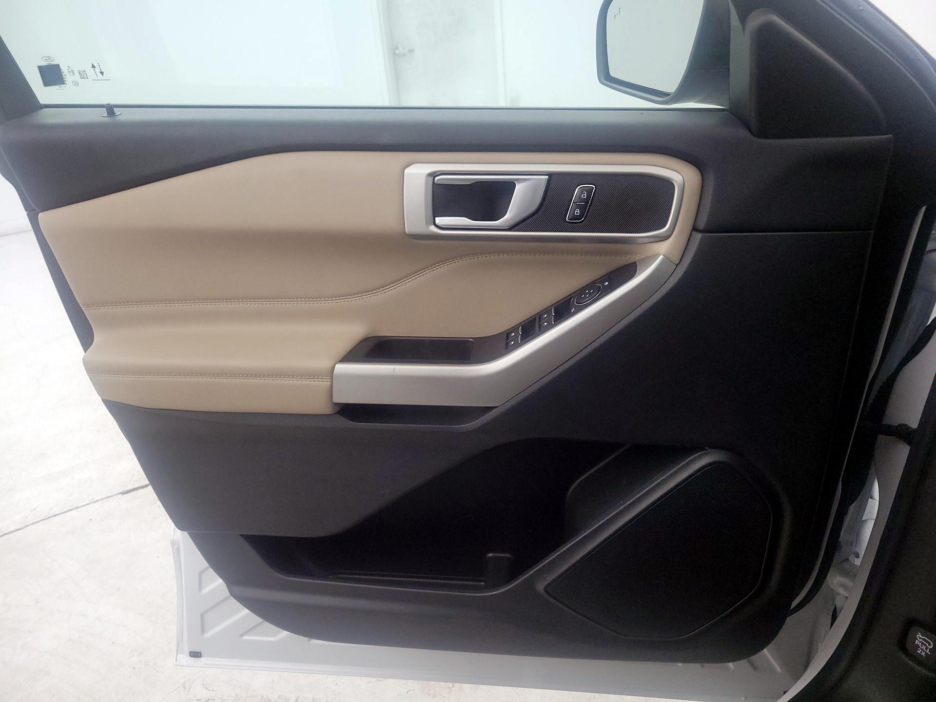 Thumbnail: 2023 Ford Explorer - 12