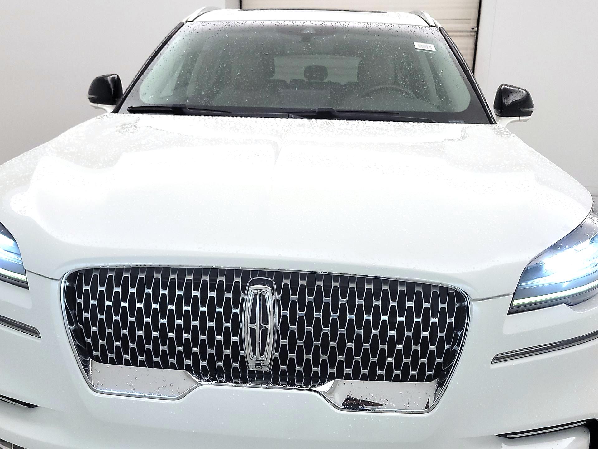 Thumbnail: 2021 Lincoln Aviator - 2
