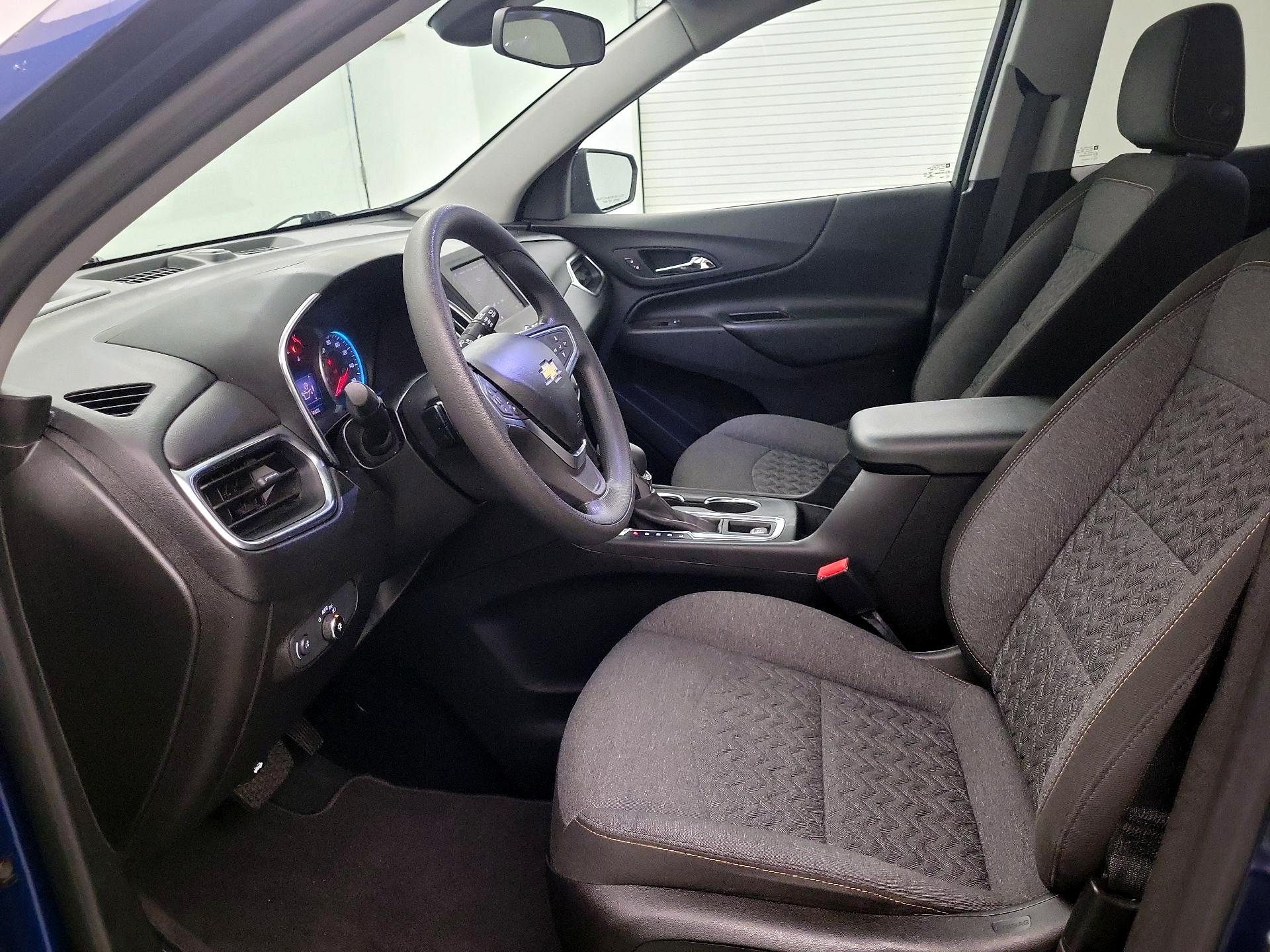 Thumbnail: 2022 Chevrolet Equinox - 11