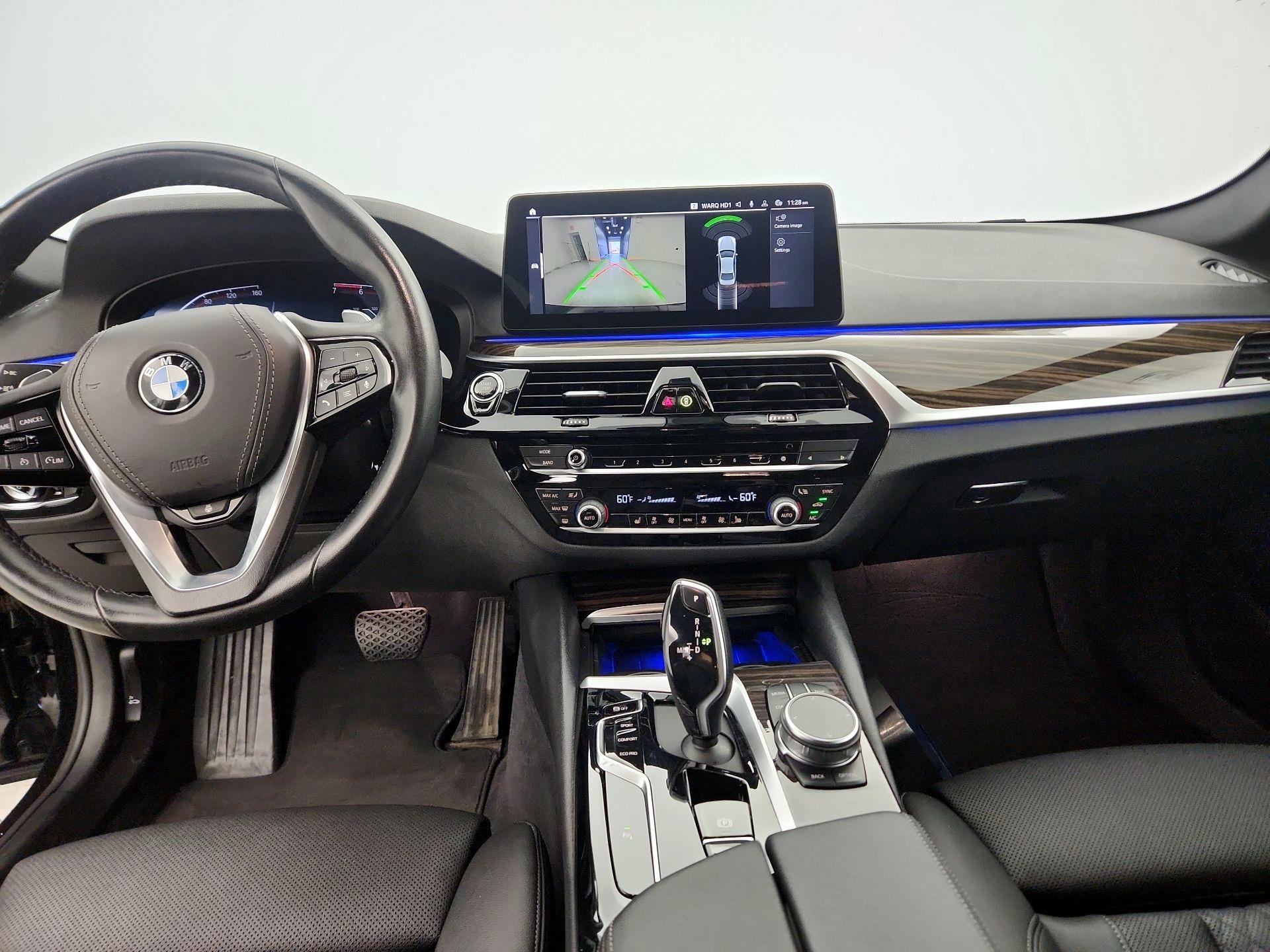 Thumbnail: 2022 BMW 5 Series - 9