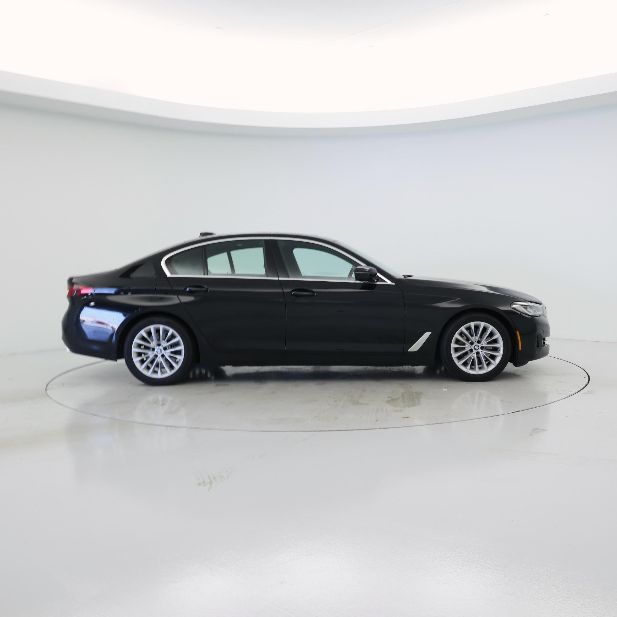 Thumbnail: 2022 BMW 5 Series - 7