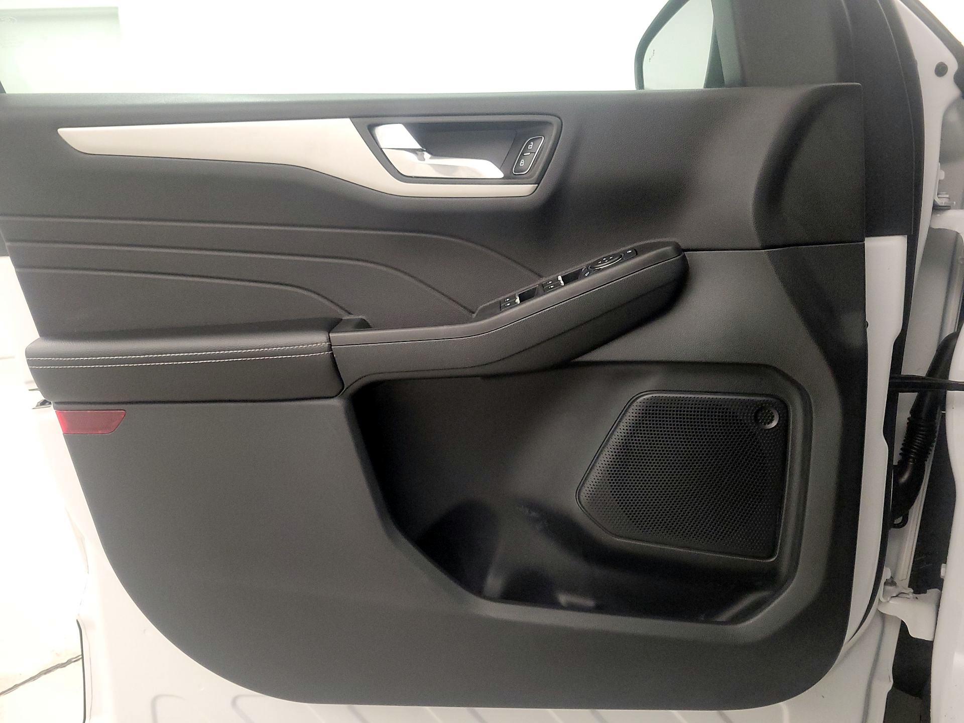 Thumbnail: 2021 Ford Escape - 12