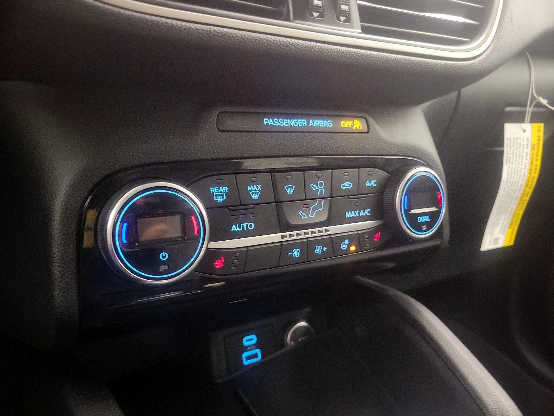 Thumbnail: 2021 Ford Escape - 16