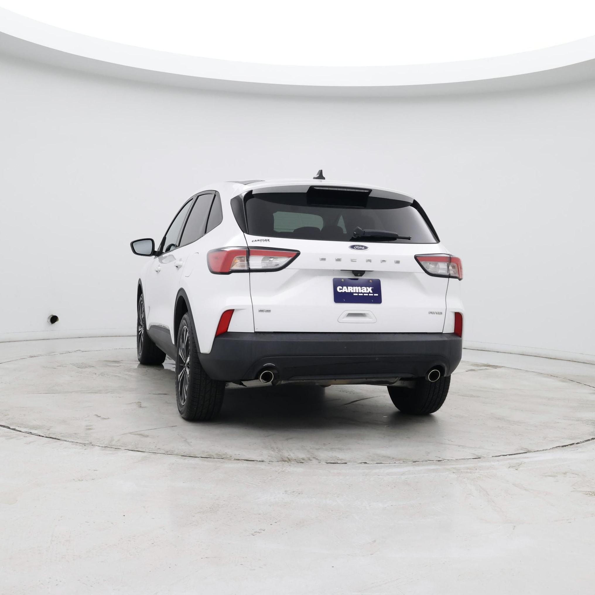 Thumbnail: 2021 Ford Escape - 3