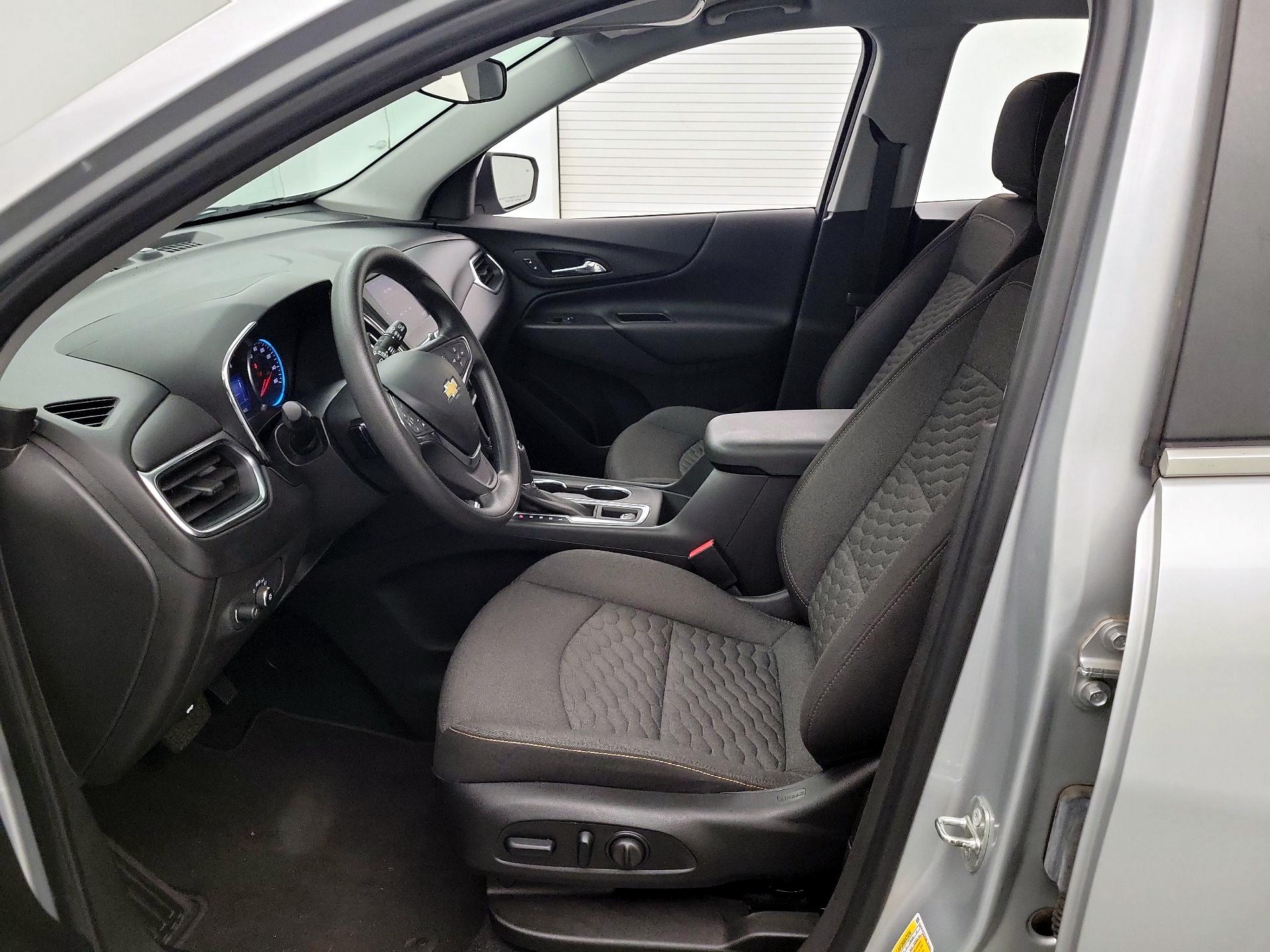 Thumbnail: 2021 Chevrolet Equinox - 11