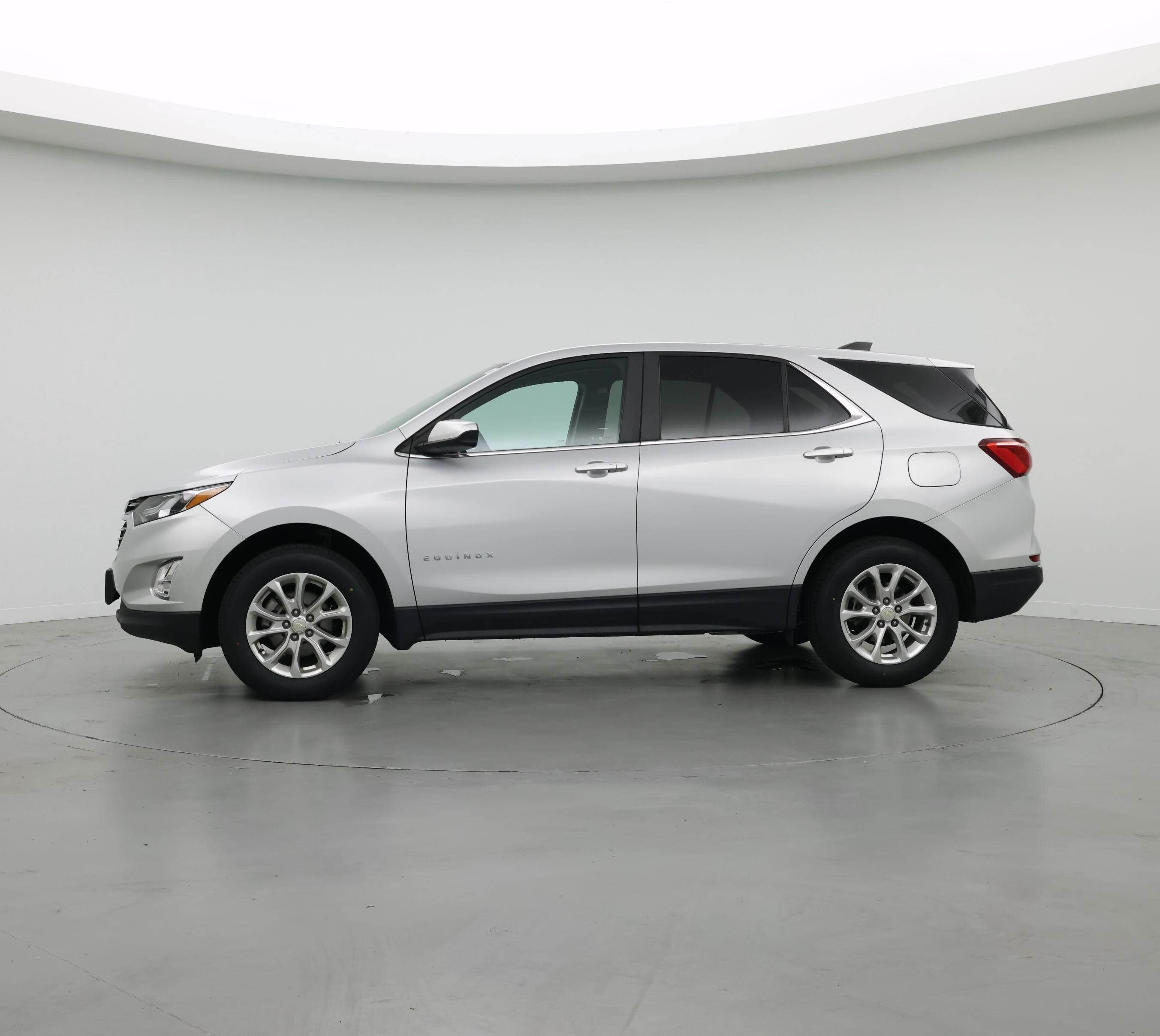 Thumbnail: 2021 Chevrolet Equinox - 3