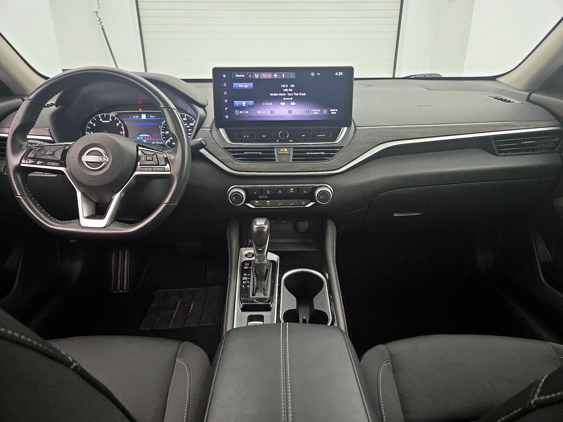 Thumbnail: 2024 Nissan Altima - 9