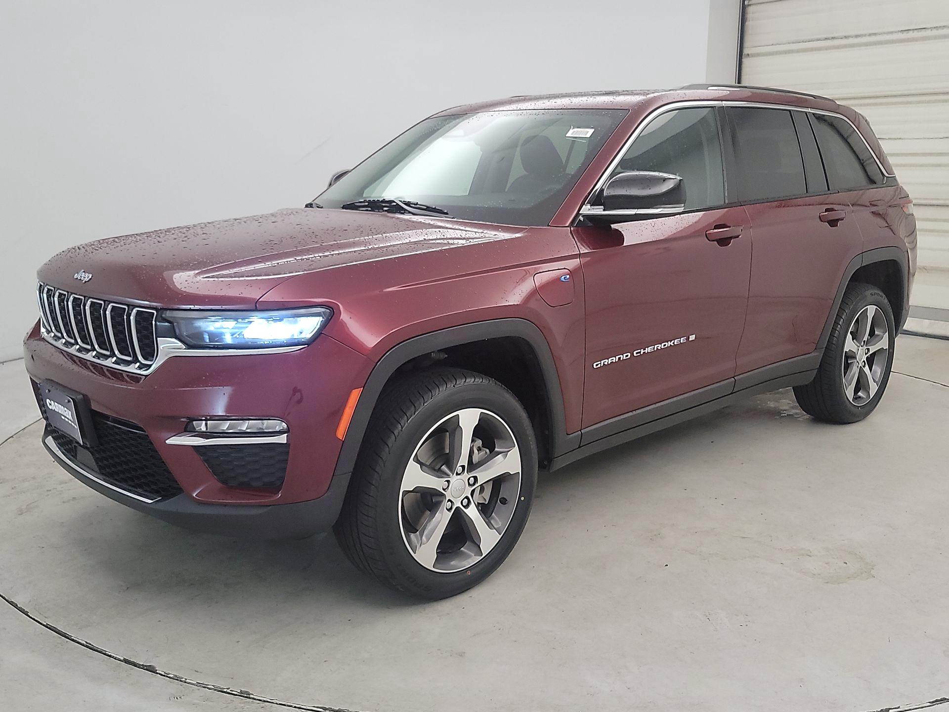 Thumbnail: 2023 Jeep Grand Cherokee - 3