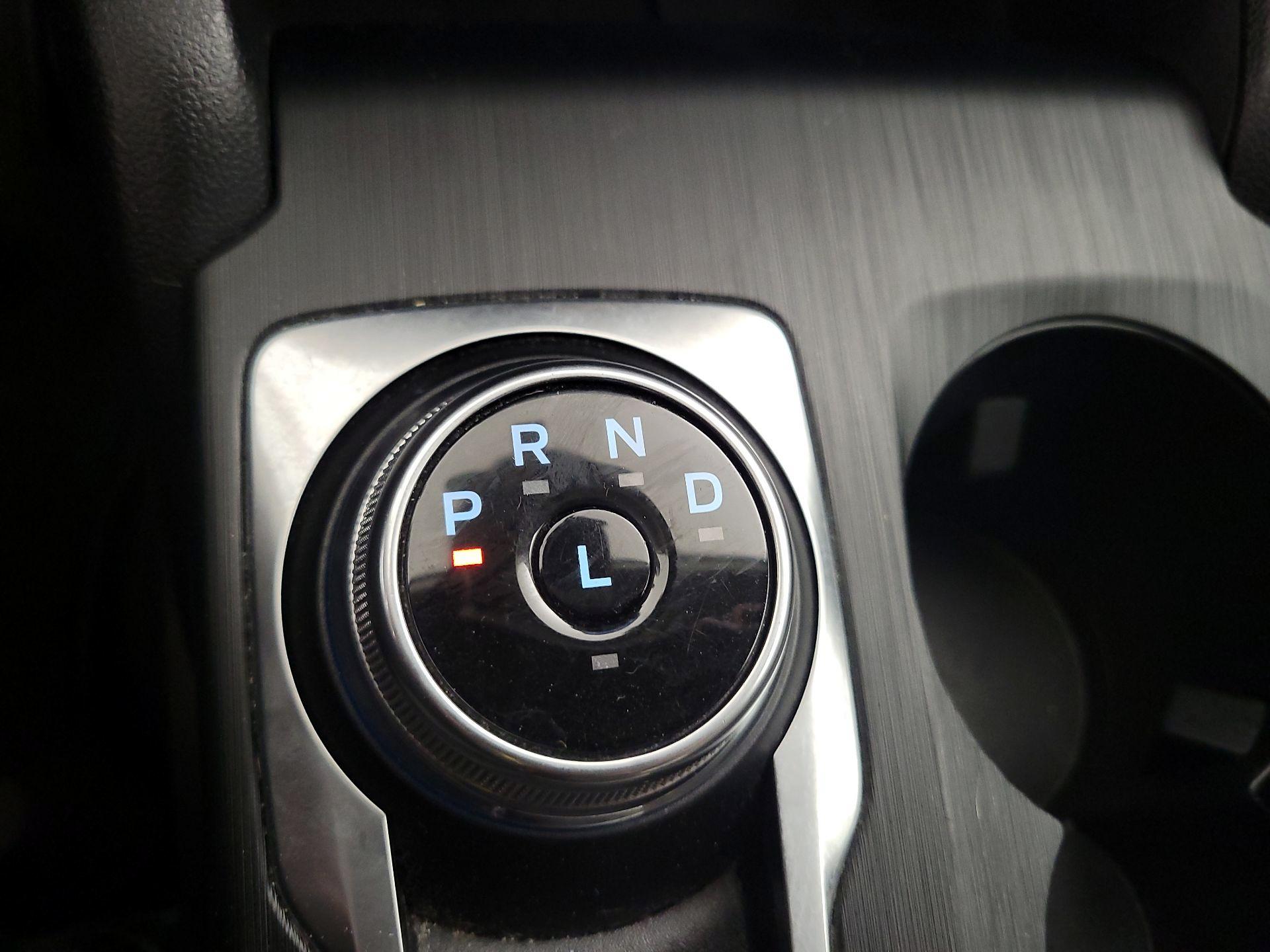 Thumbnail: 2022 Ford Escape - 15