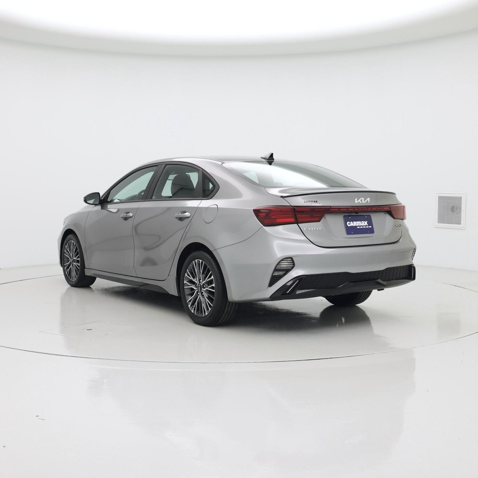 Thumbnail: 2023 Kia Forte - 2