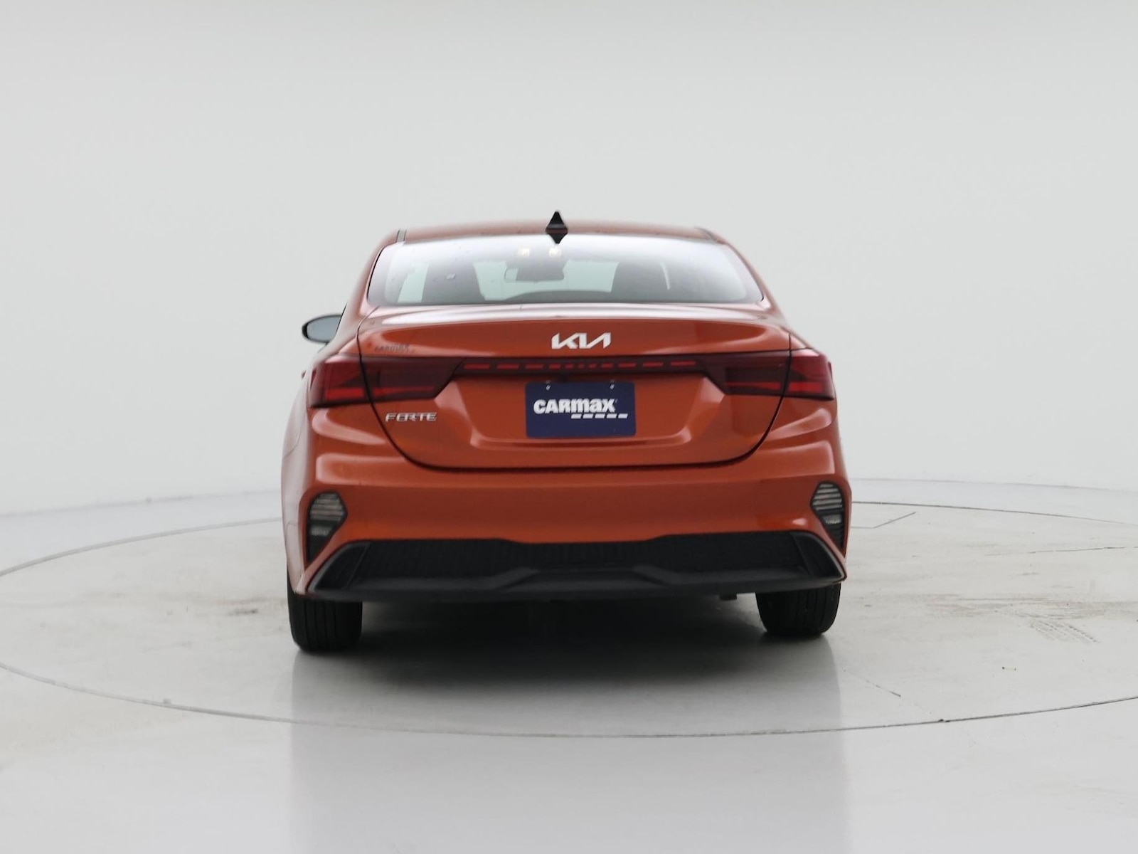 2023 Kia Forte LXS - Photo 7