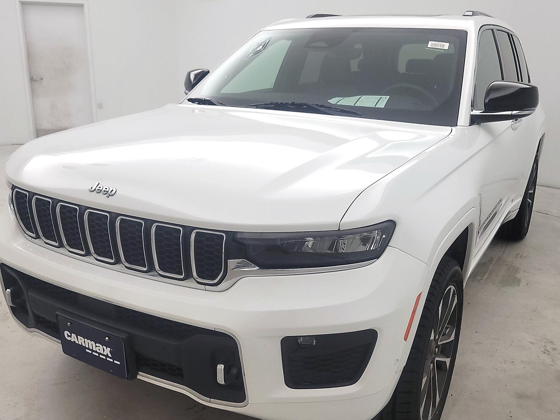 Thumbnail: 2023 Jeep Grand Cherokee - 3