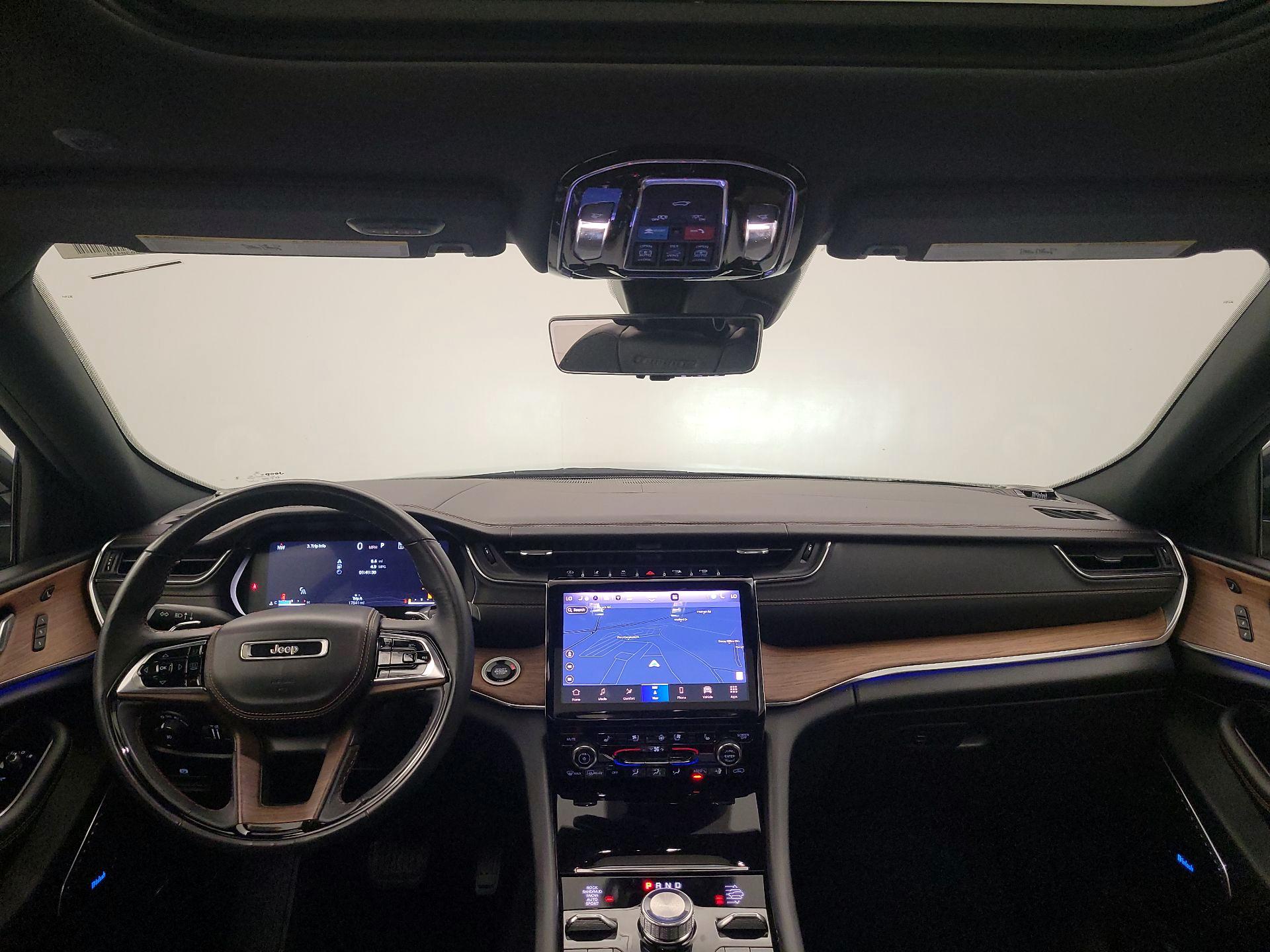 Thumbnail: 2023 Jeep Grand Cherokee - 9