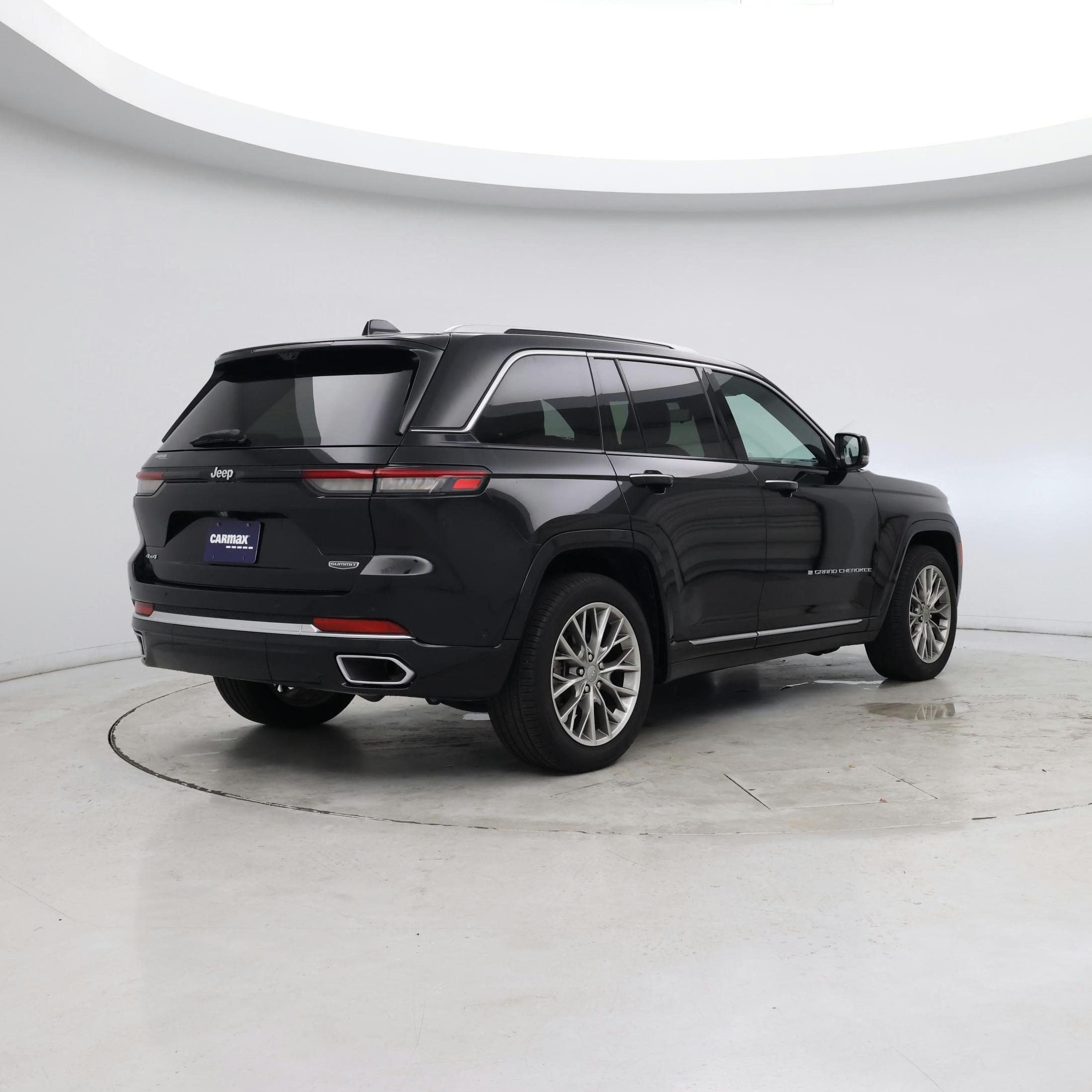 Thumbnail: 2023 Jeep Grand Cherokee - 6