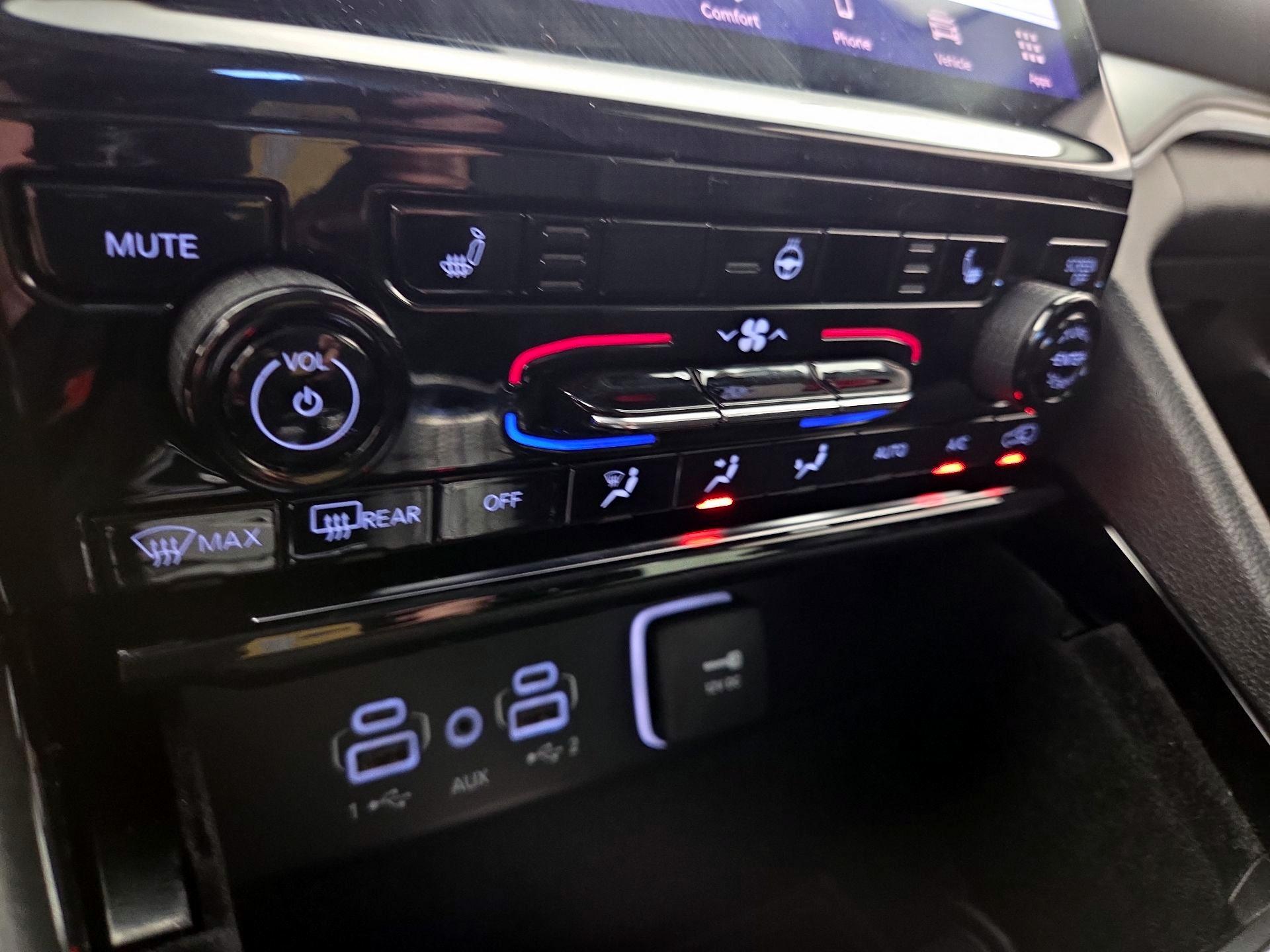 Thumbnail: 2022 Jeep Grand Cherokee - 16