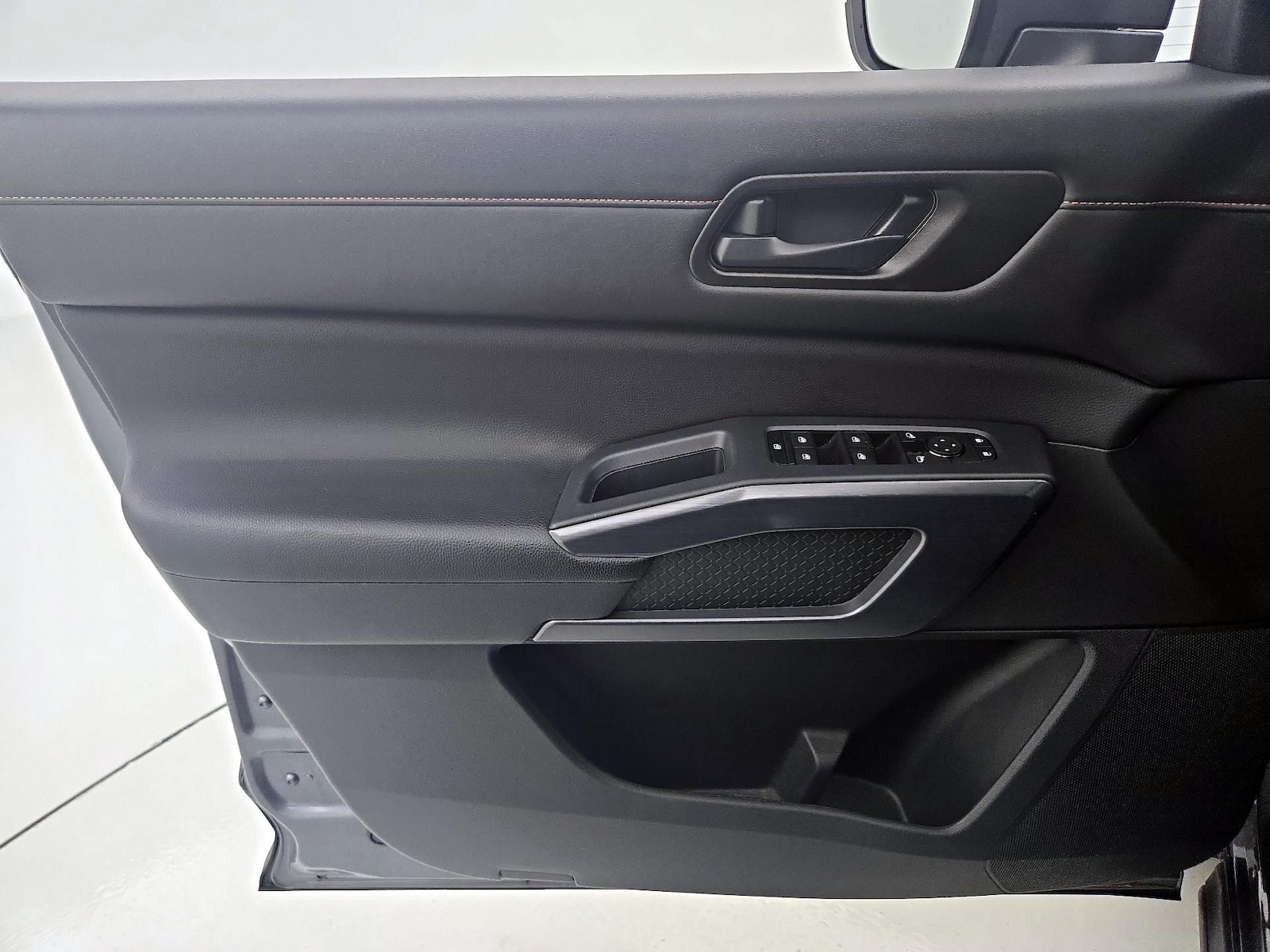 2024 Nissan Pathfinder Rock Creek - Photo 13