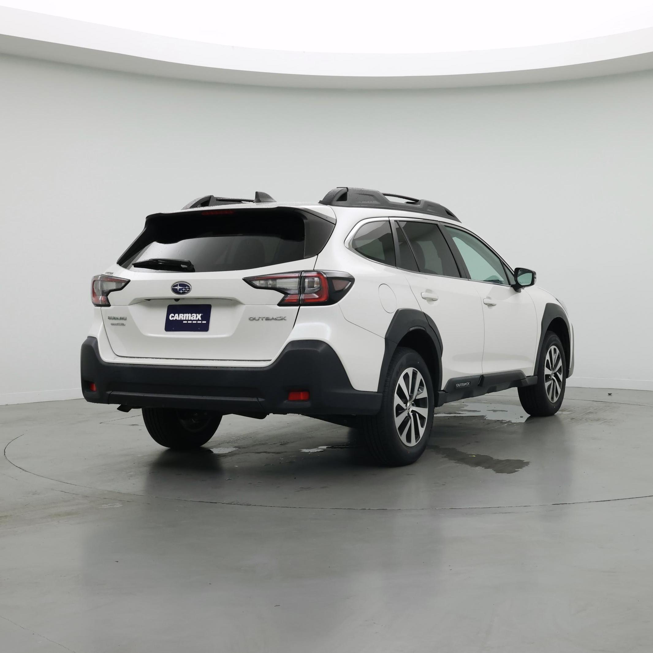 Thumbnail: 2023 Subaru Outback - 8