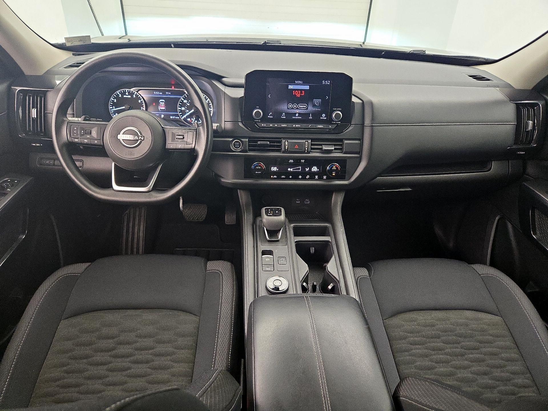 Thumbnail: 2024 Nissan Pathfinder - 9