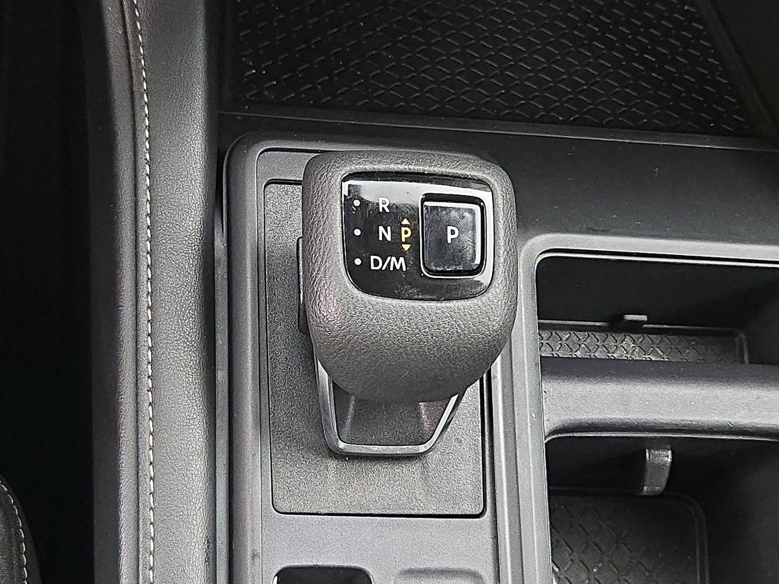2024 Nissan Pathfinder S - Photo 18