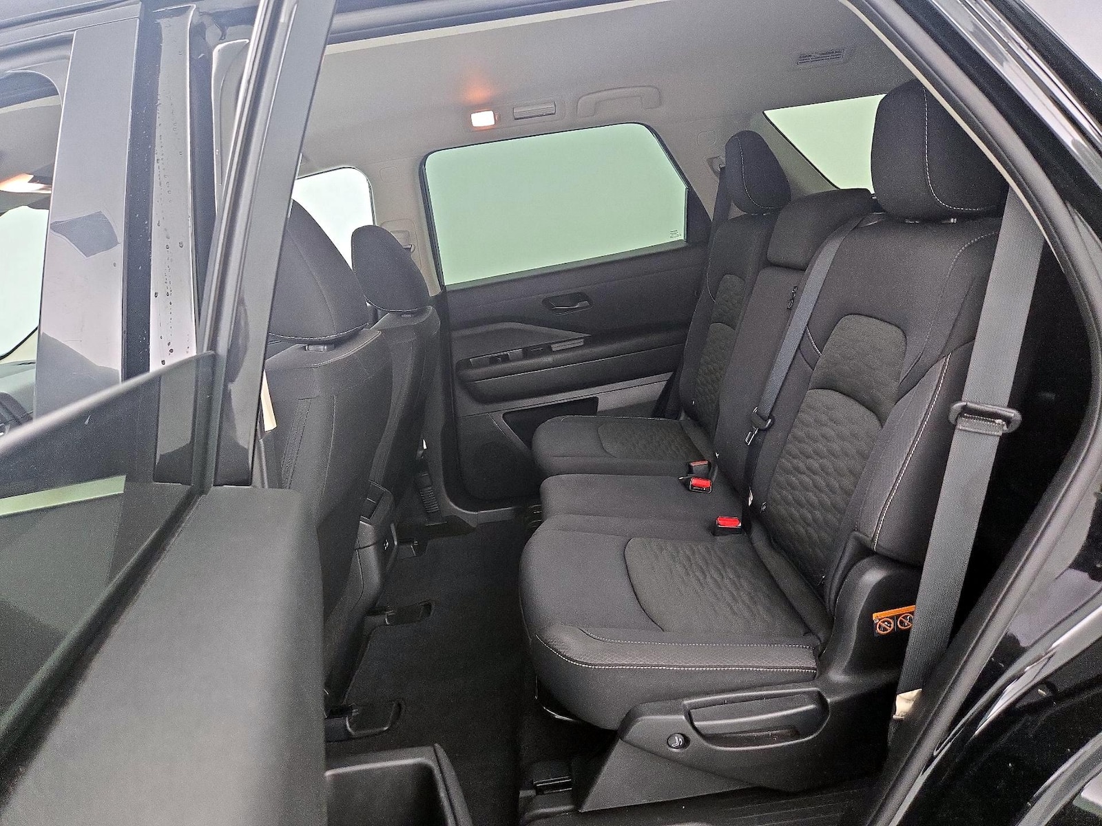 2024 Nissan Pathfinder S - Photo 20