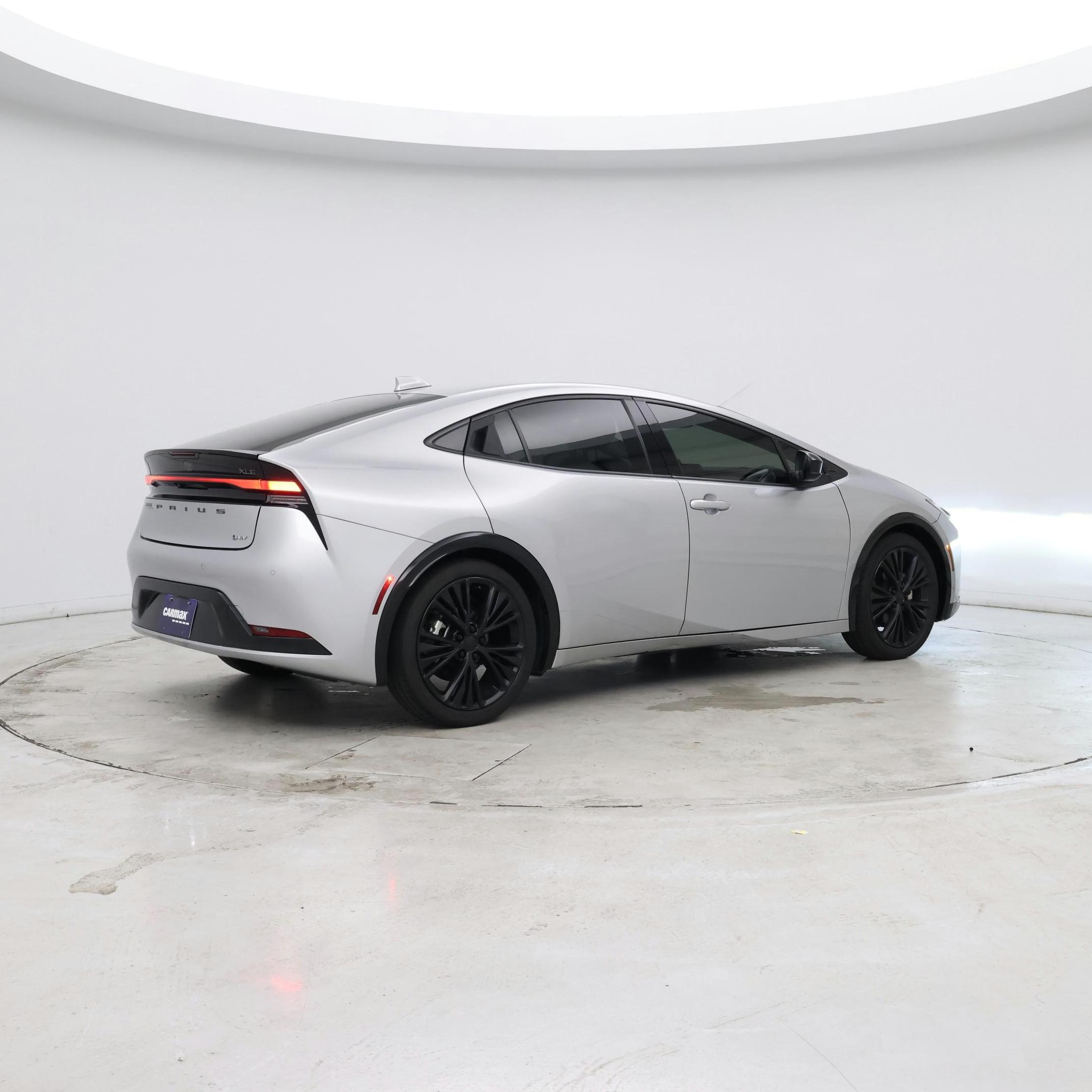 Thumbnail: 2023 Toyota Prius - 6