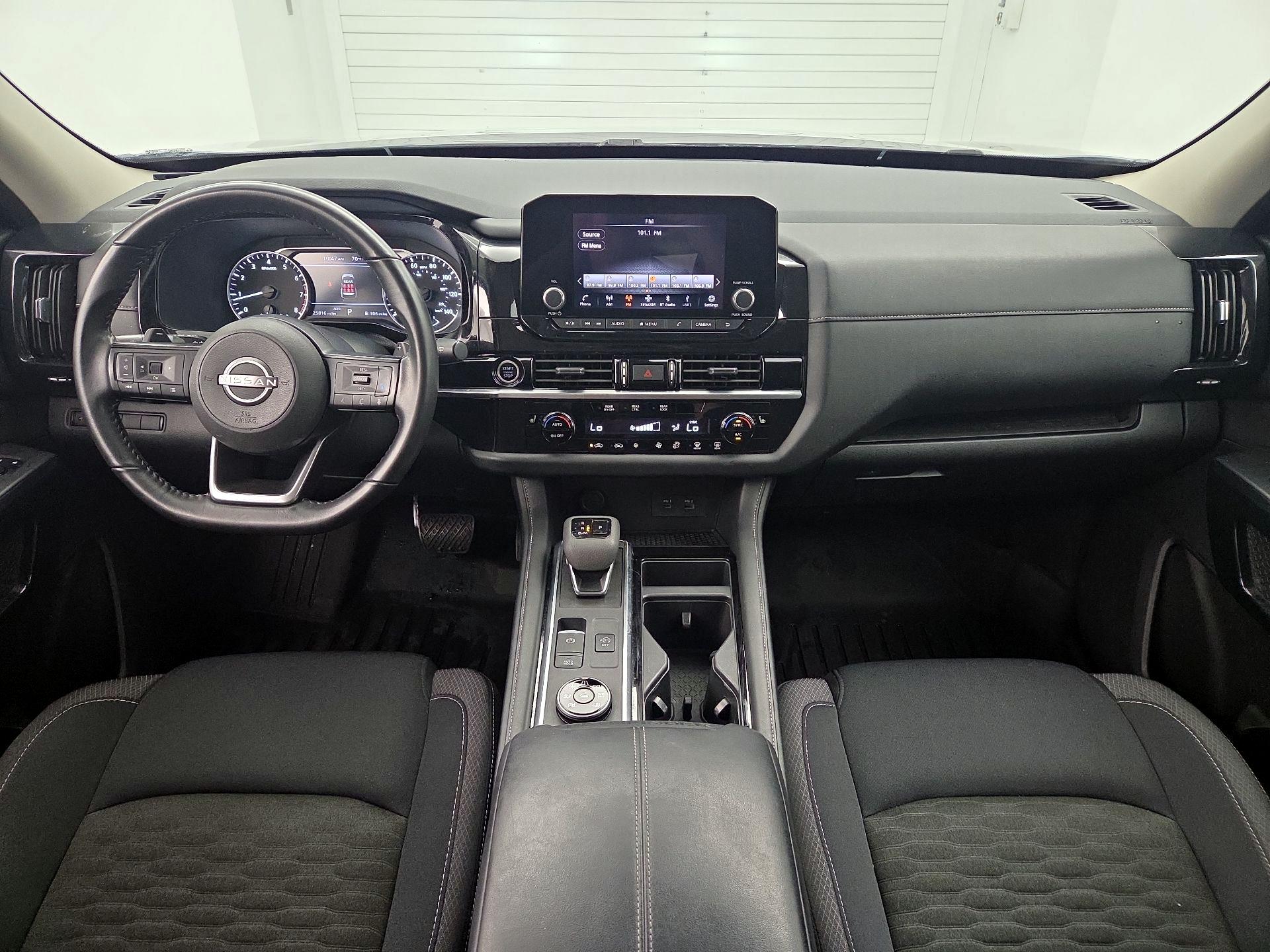 Thumbnail: 2024 Nissan Pathfinder - 9