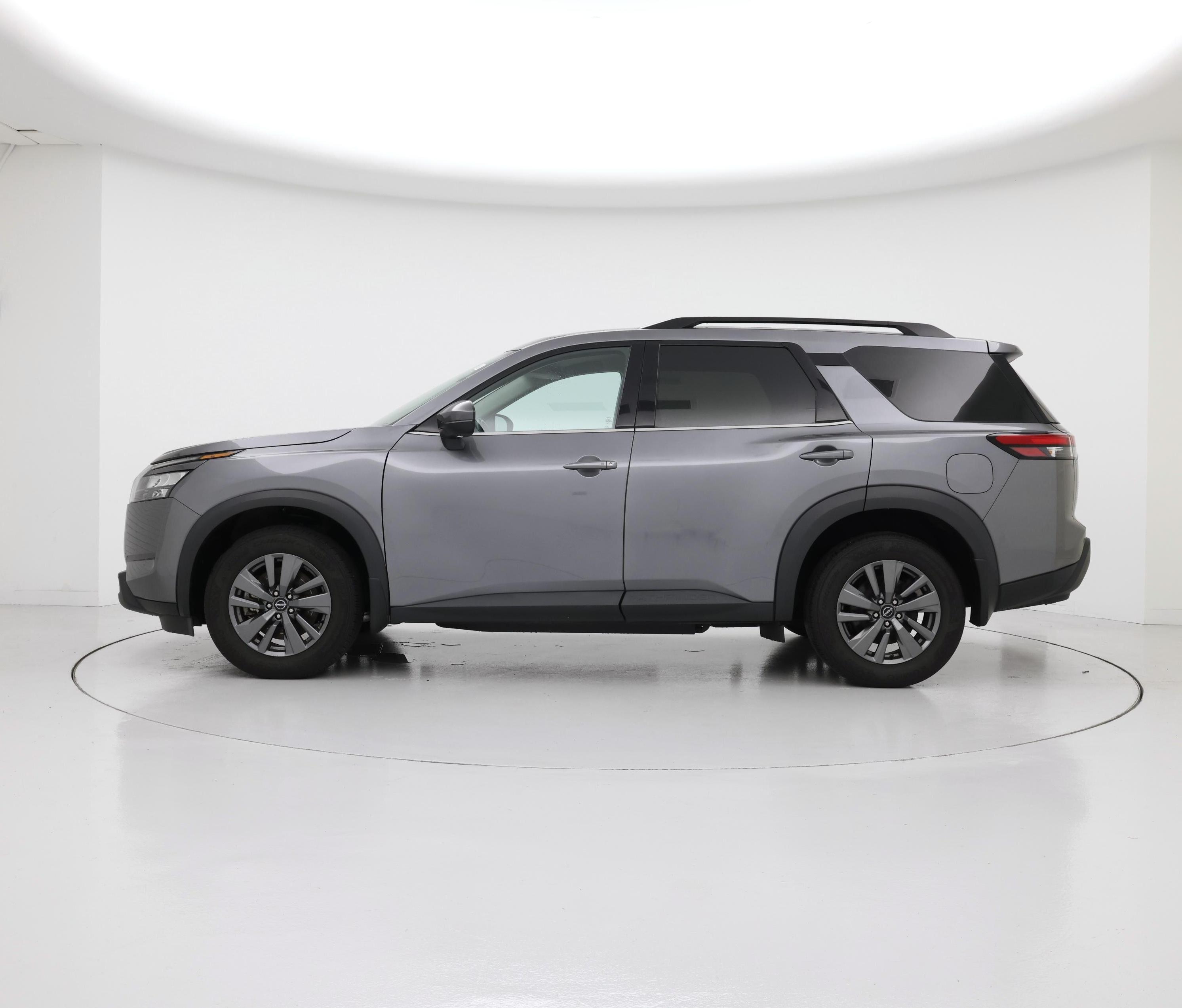 Thumbnail: 2024 Nissan Pathfinder - 3