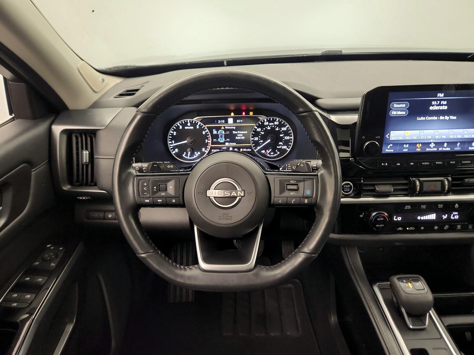 2024 Nissan Pathfinder SL - Photo 11