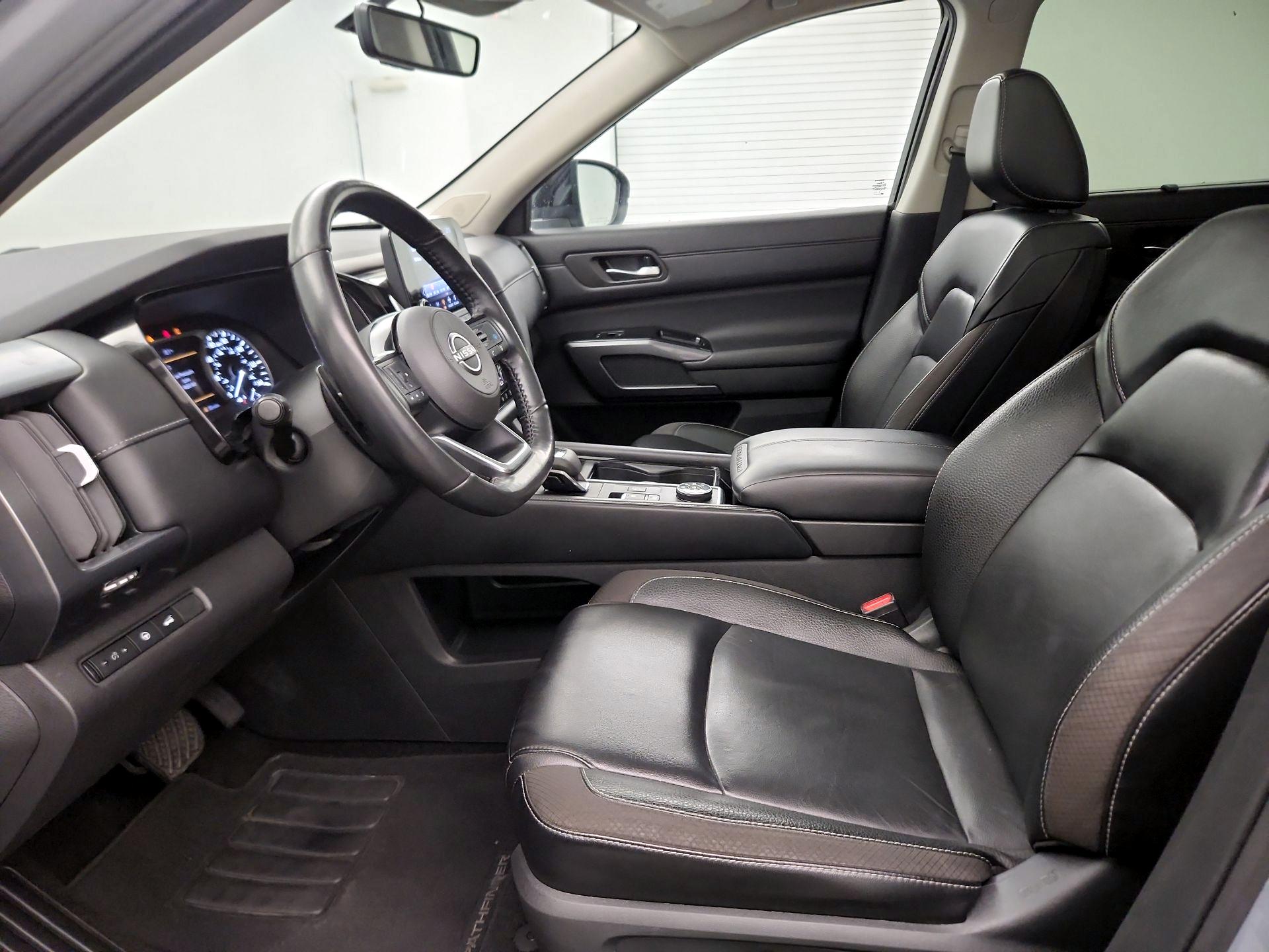 Thumbnail: 2024 Nissan Pathfinder - 11