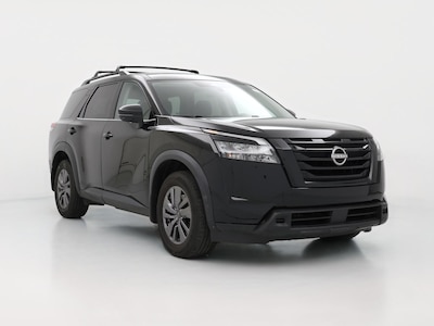 2023 Nissan Pathfinder SV