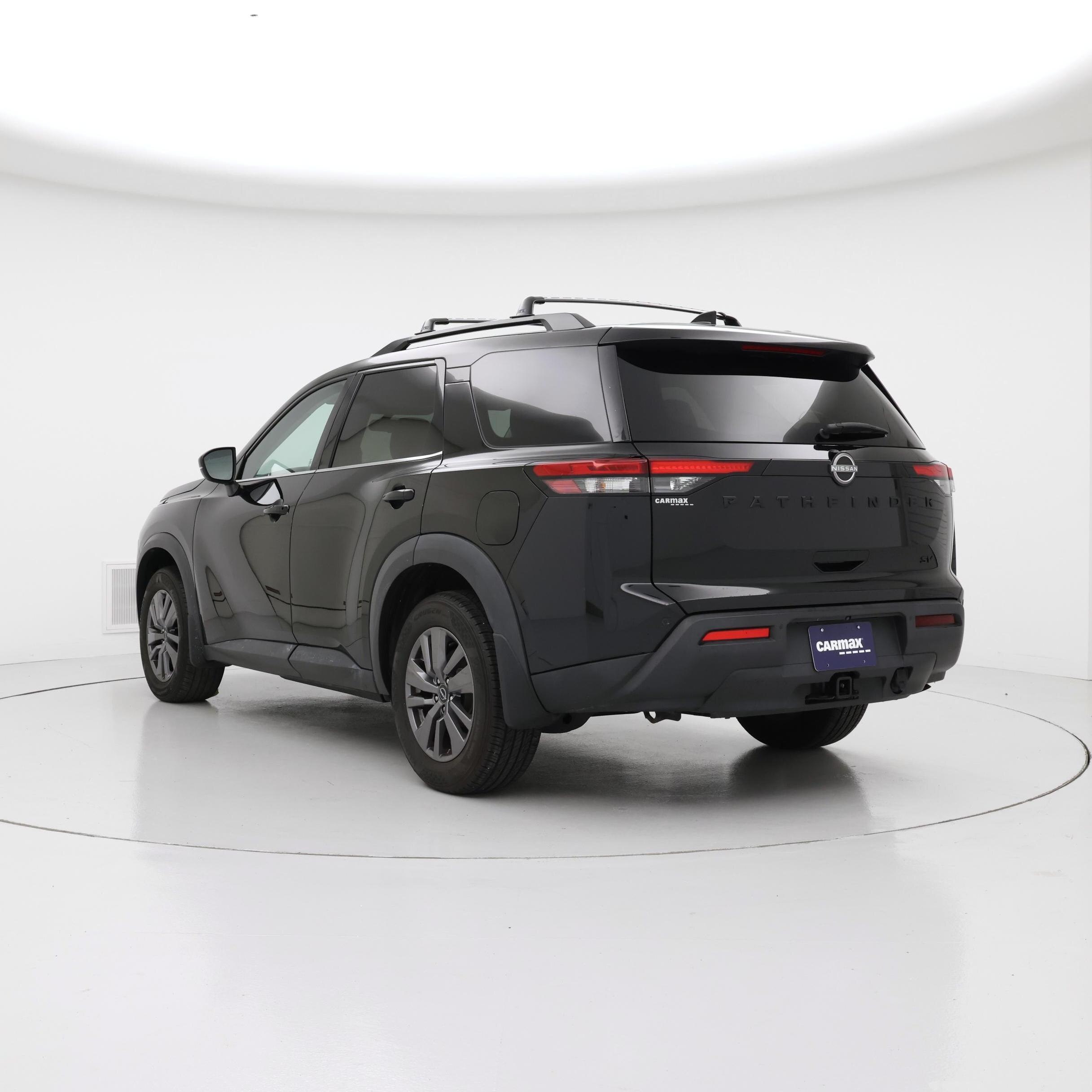 Thumbnail: 2023 Nissan Pathfinder - 2