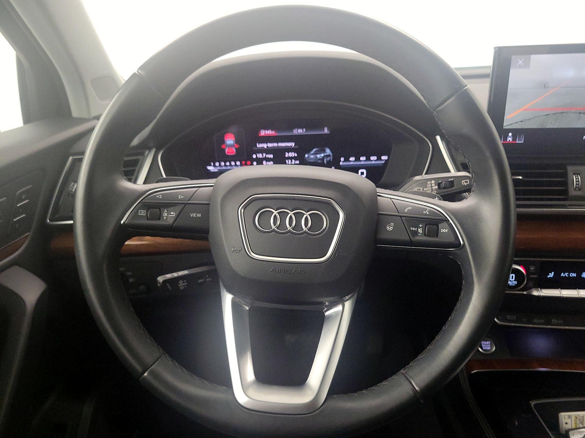 Thumbnail: 2023 Audi Q5 - 10
