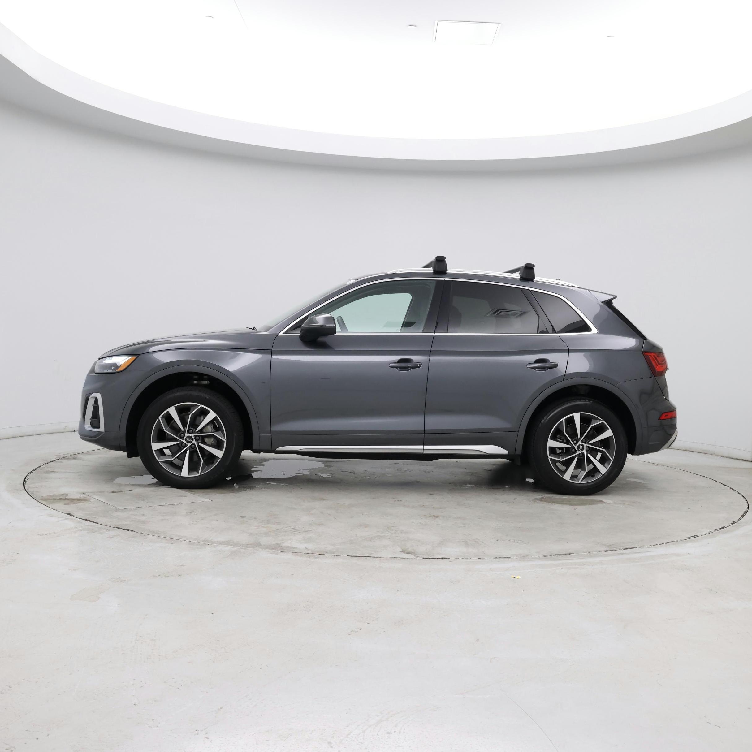 Thumbnail: 2023 Audi Q5 - 2
