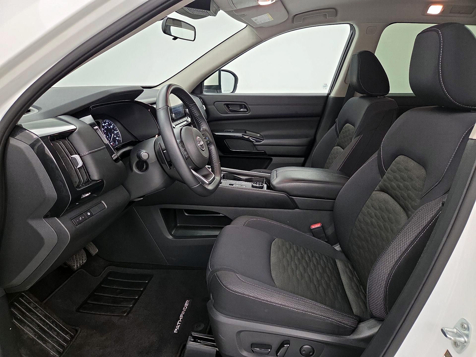 Thumbnail: 2024 Nissan Pathfinder - 11
