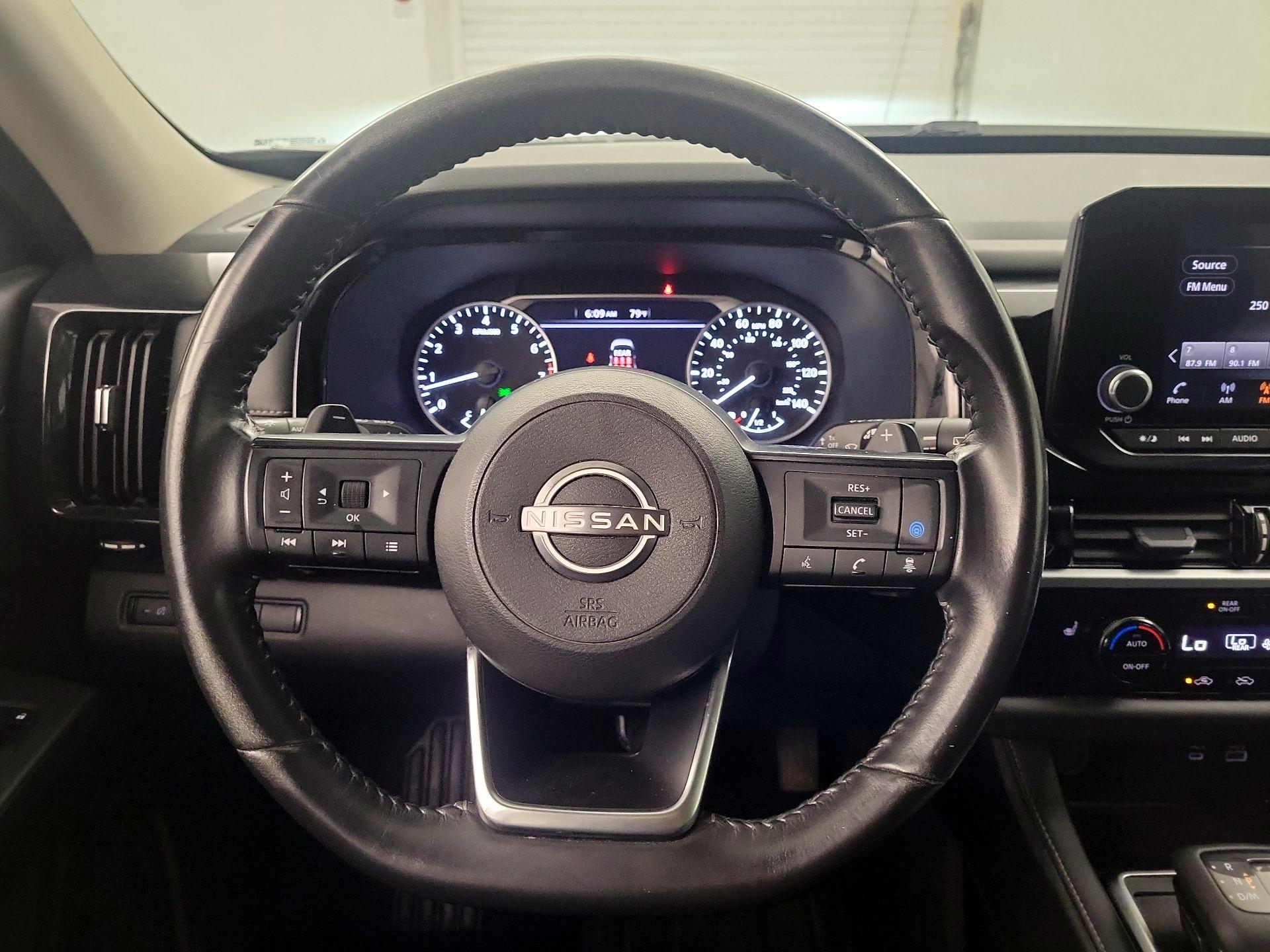 Thumbnail: 2024 Nissan Pathfinder - 10