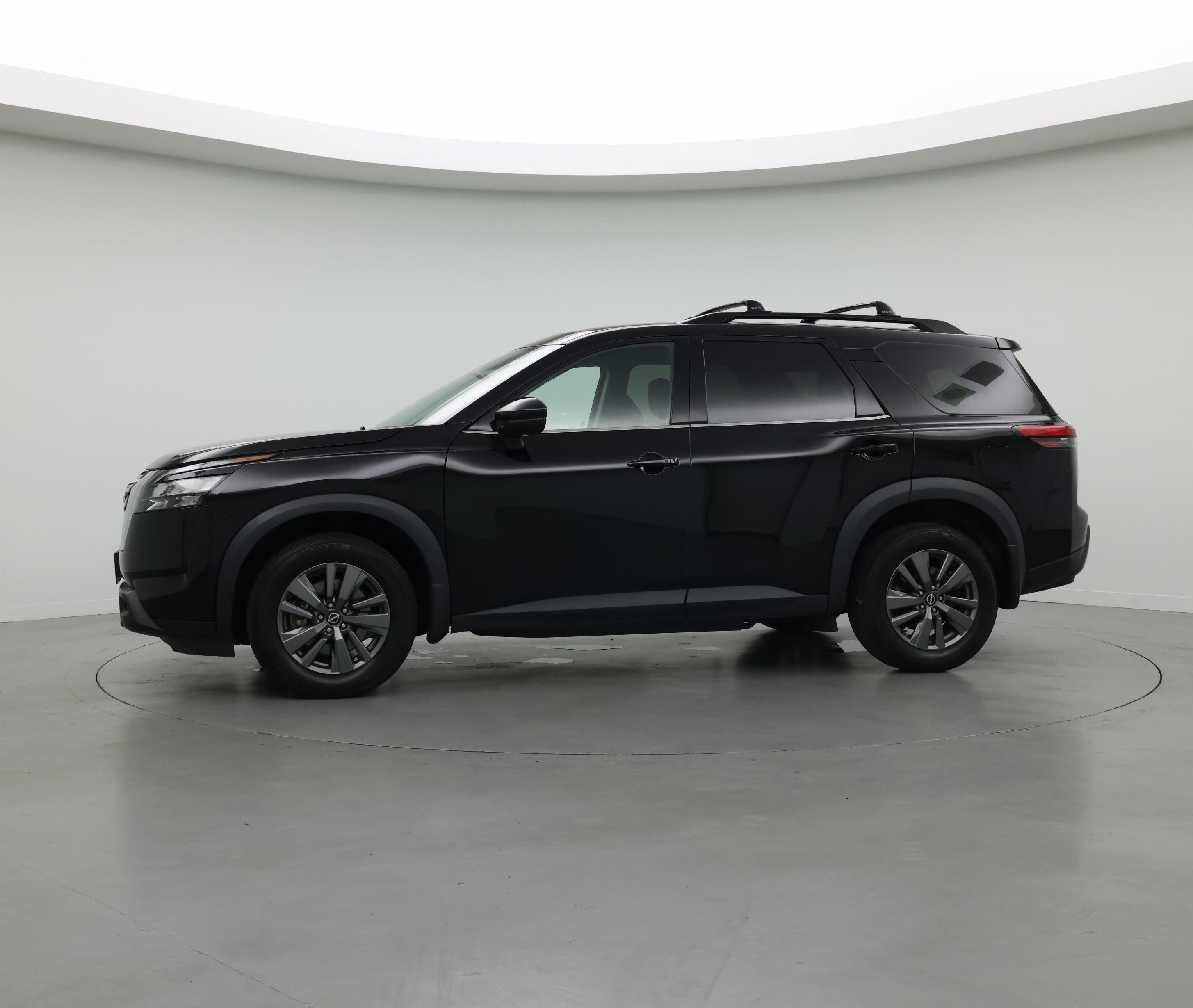 Thumbnail: 2024 Nissan Pathfinder - 3