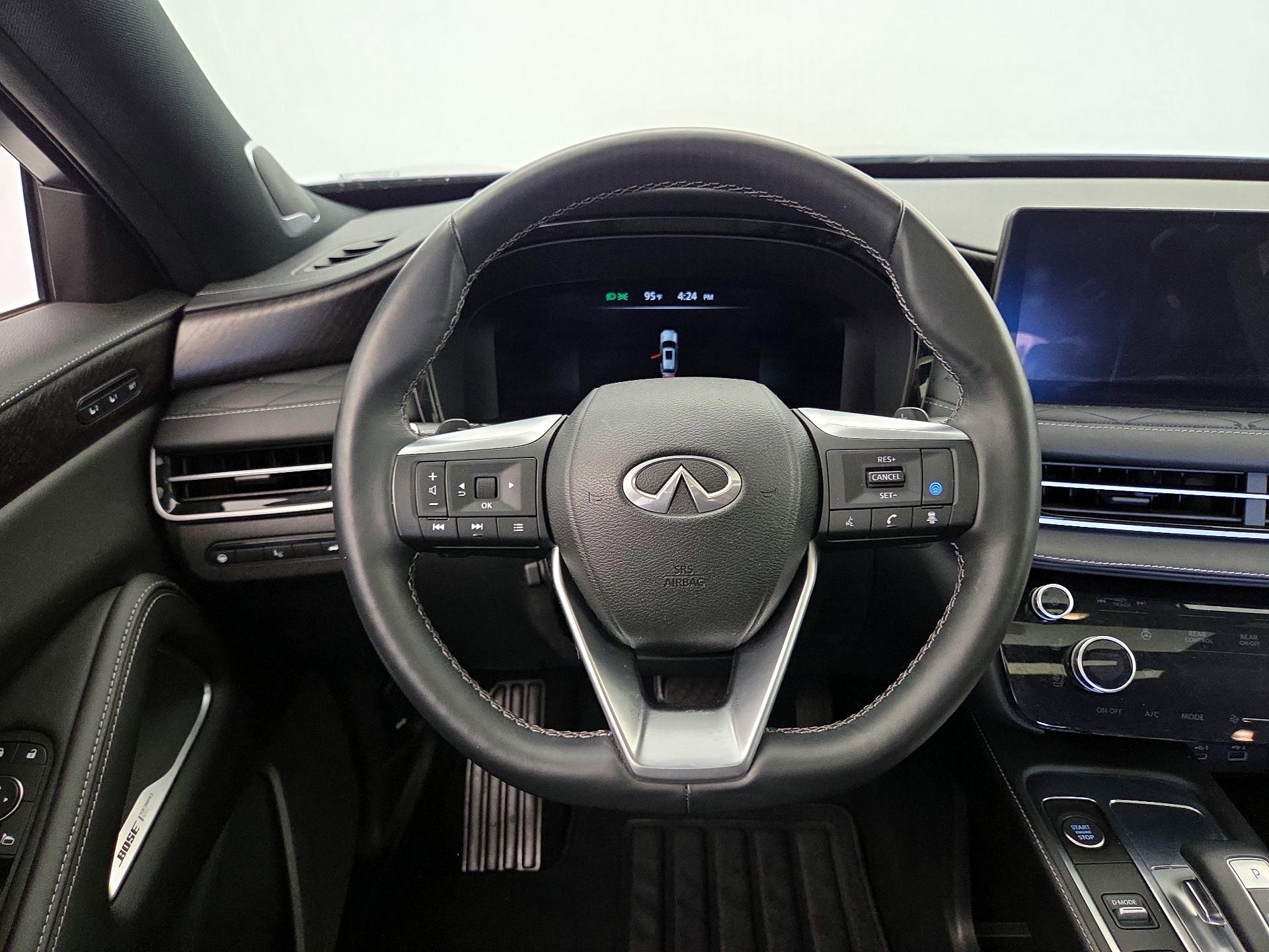 Thumbnail: 2023 INFINITI QX60 - 10