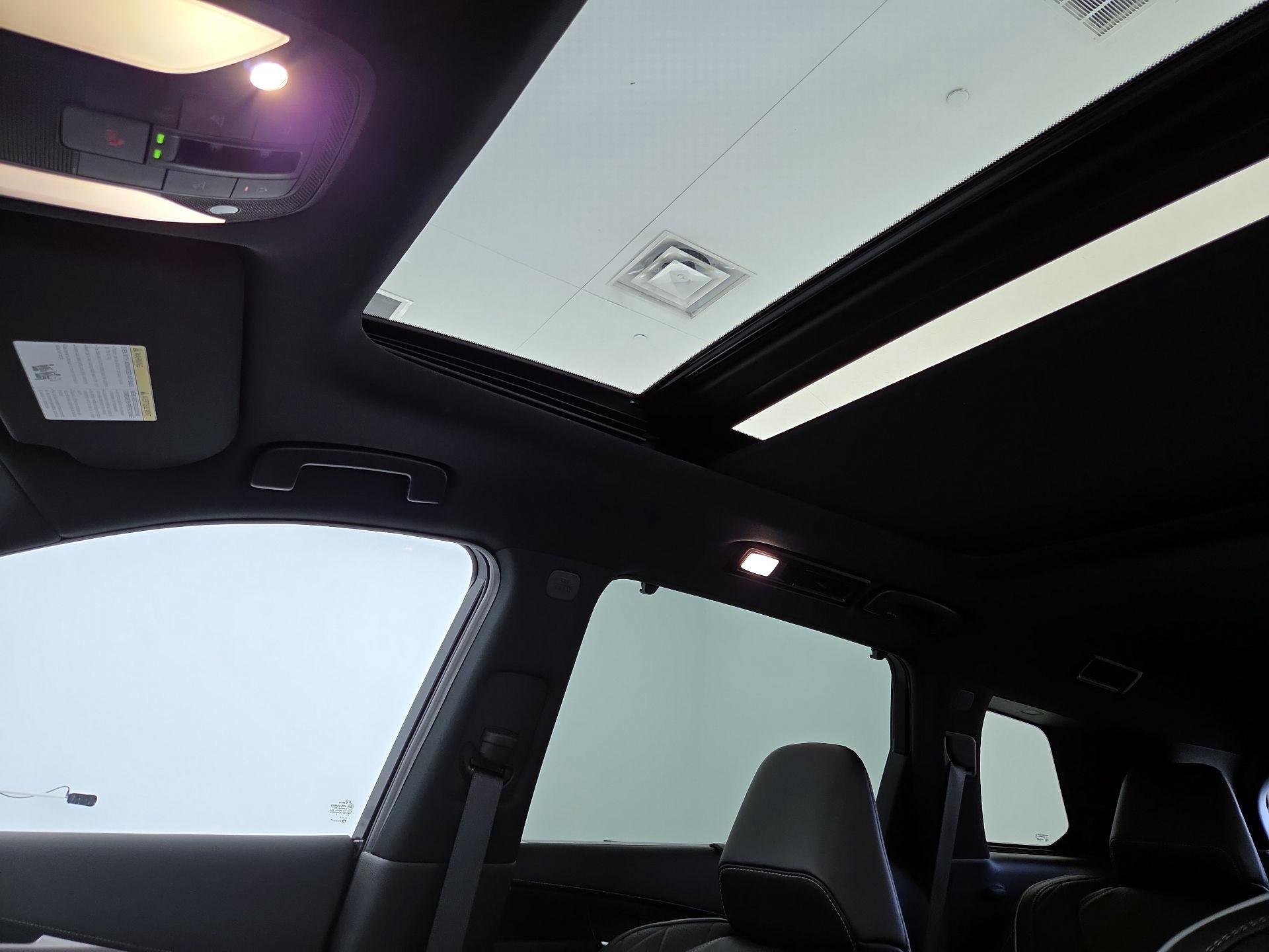 Thumbnail: 2023 INFINITI QX60 - 20