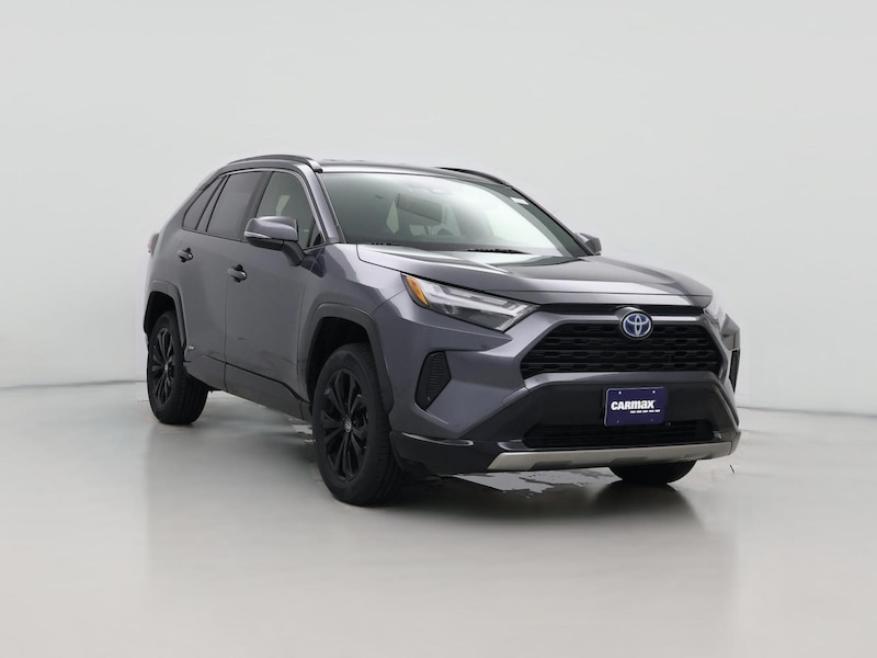 2022 Toyota RAV4 SE