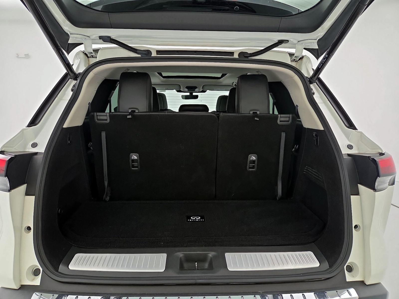 2023 INFINITI QX60 LUXE - Photo 24